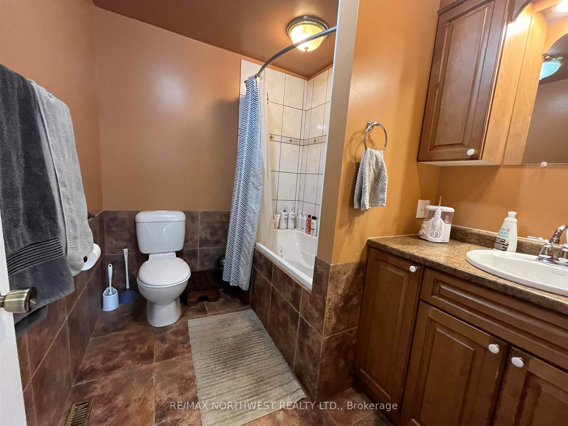 Photo 14 of 28 Rawn Road, Atikokan — HOMEH