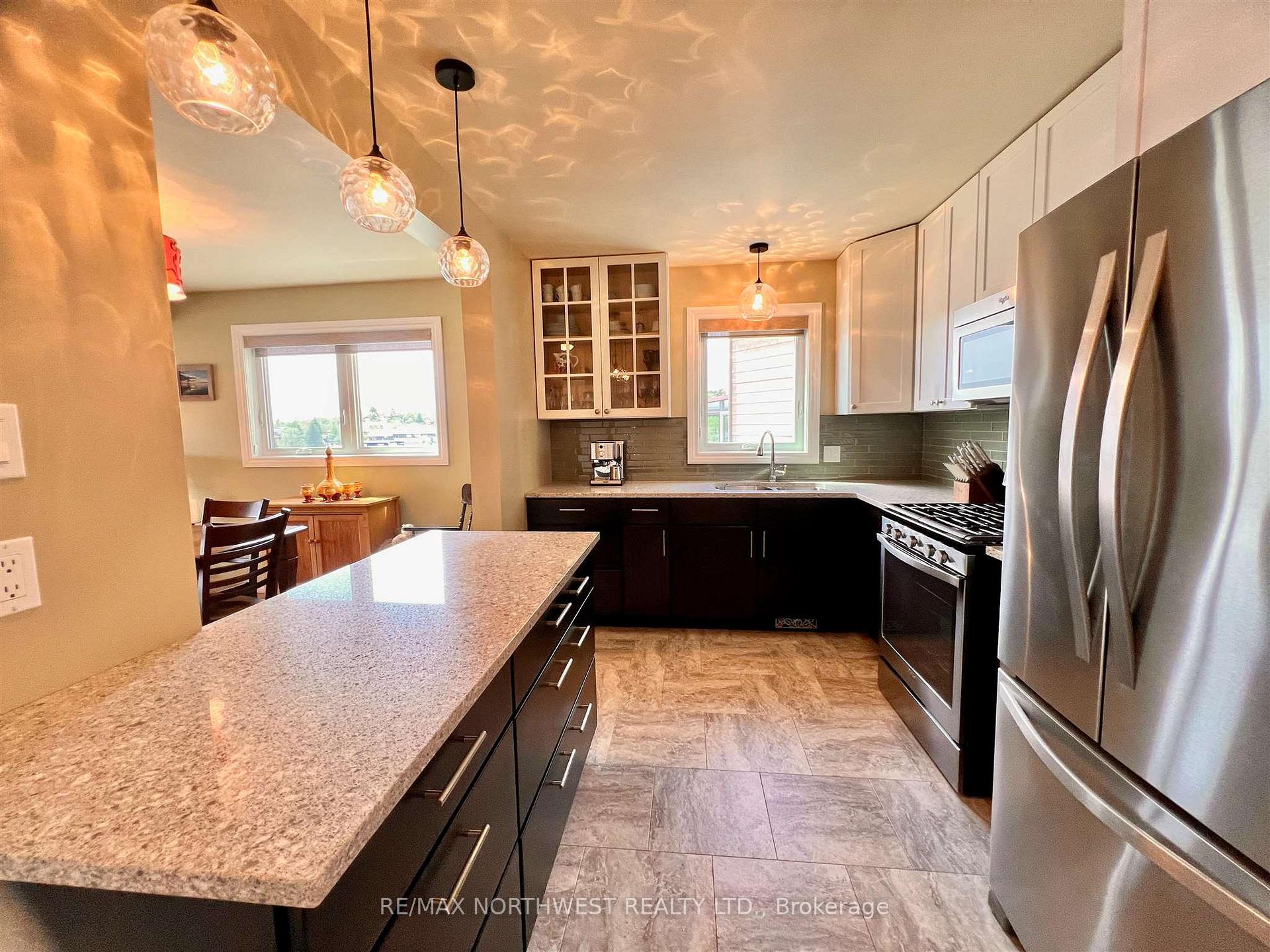 Photo 6 of Unit 4, 35 Nash Street, Kenora, Norman — HOMEH