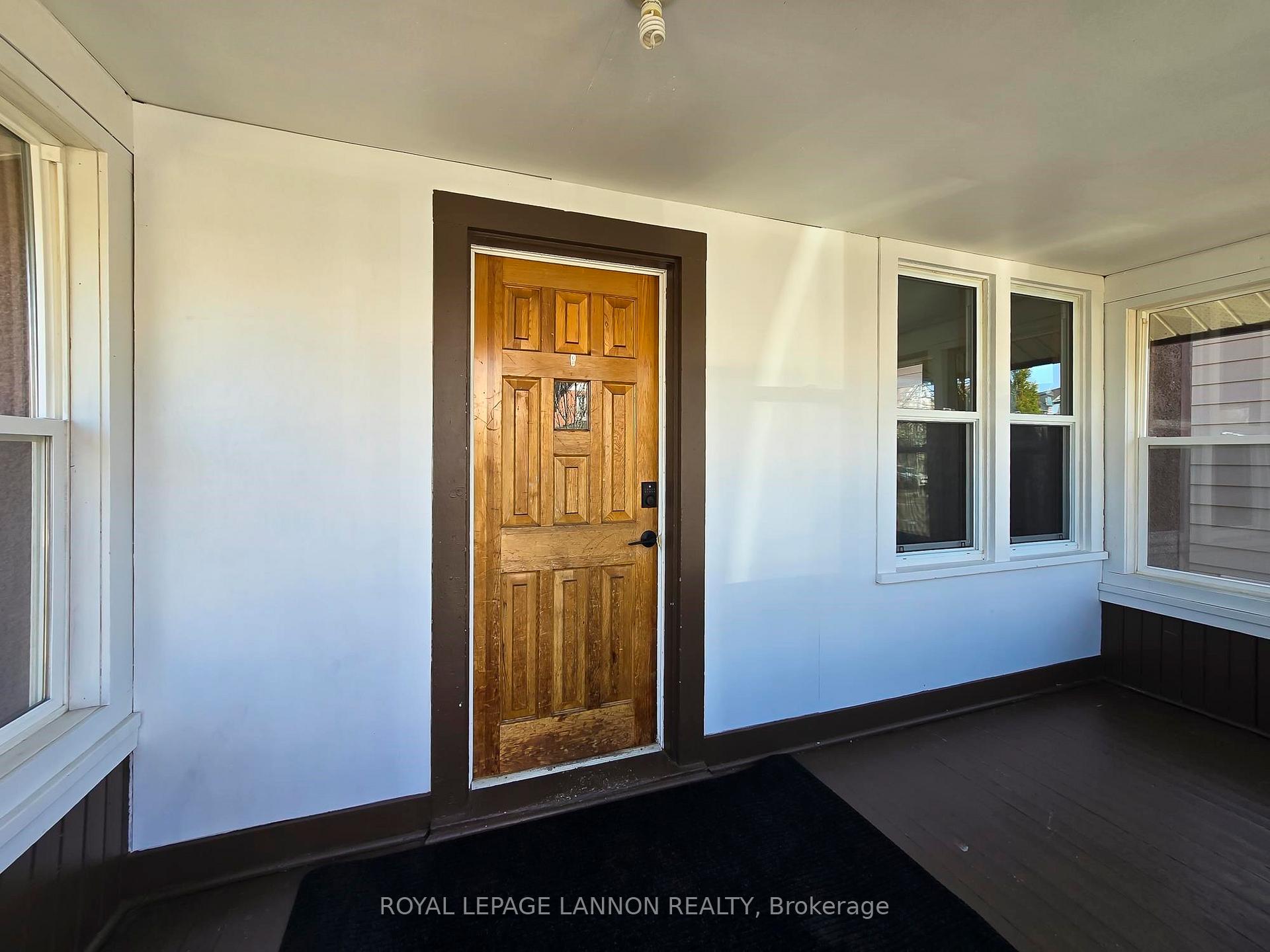 Photo 4 of 348 Archibald Street N, Thunder Bay, McKeller Park — HOMEH