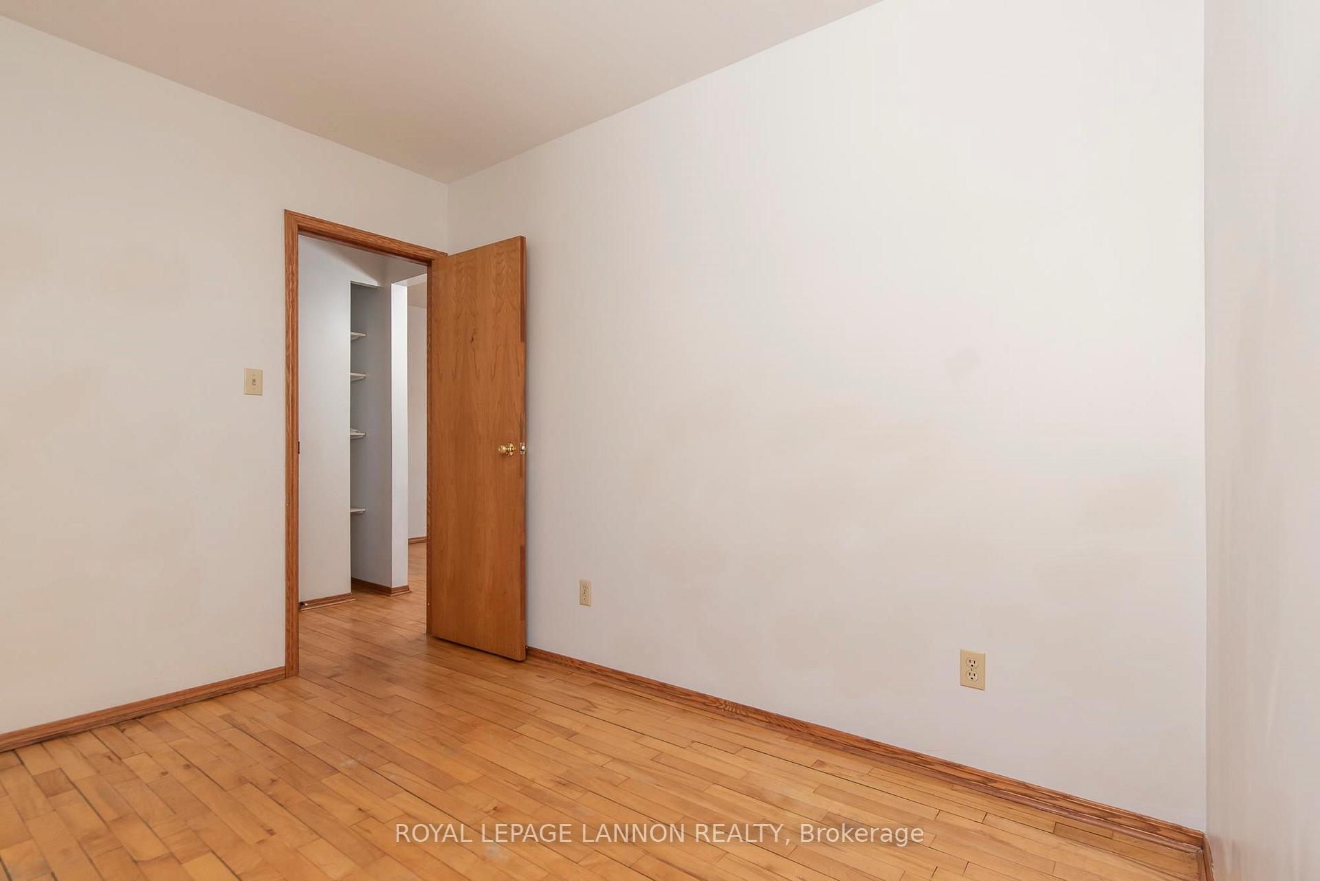 Photo 13 of 348 Archibald Street N, Thunder Bay, McKeller Park — HOMEH