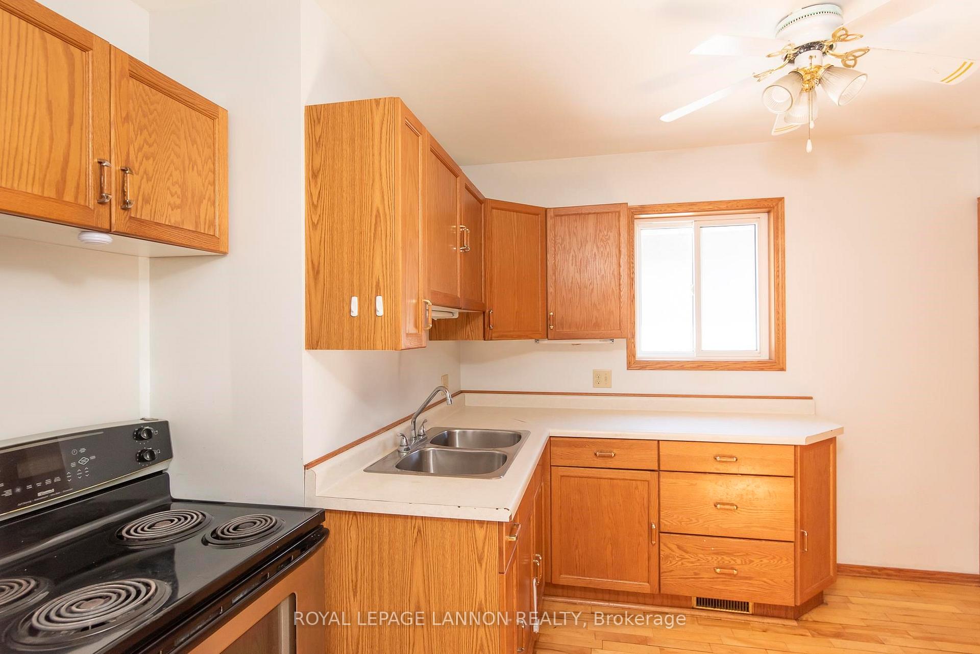 Photo 22 of 348 Archibald Street N, Thunder Bay, McKeller Park — HOMEH