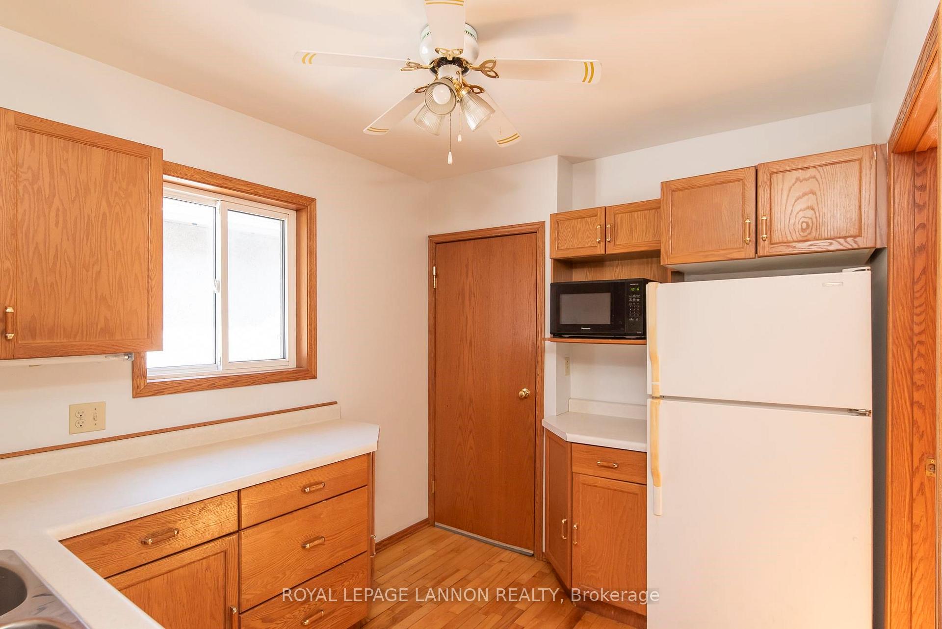 Photo 23 of 348 Archibald Street N, Thunder Bay, McKeller Park — HOMEH