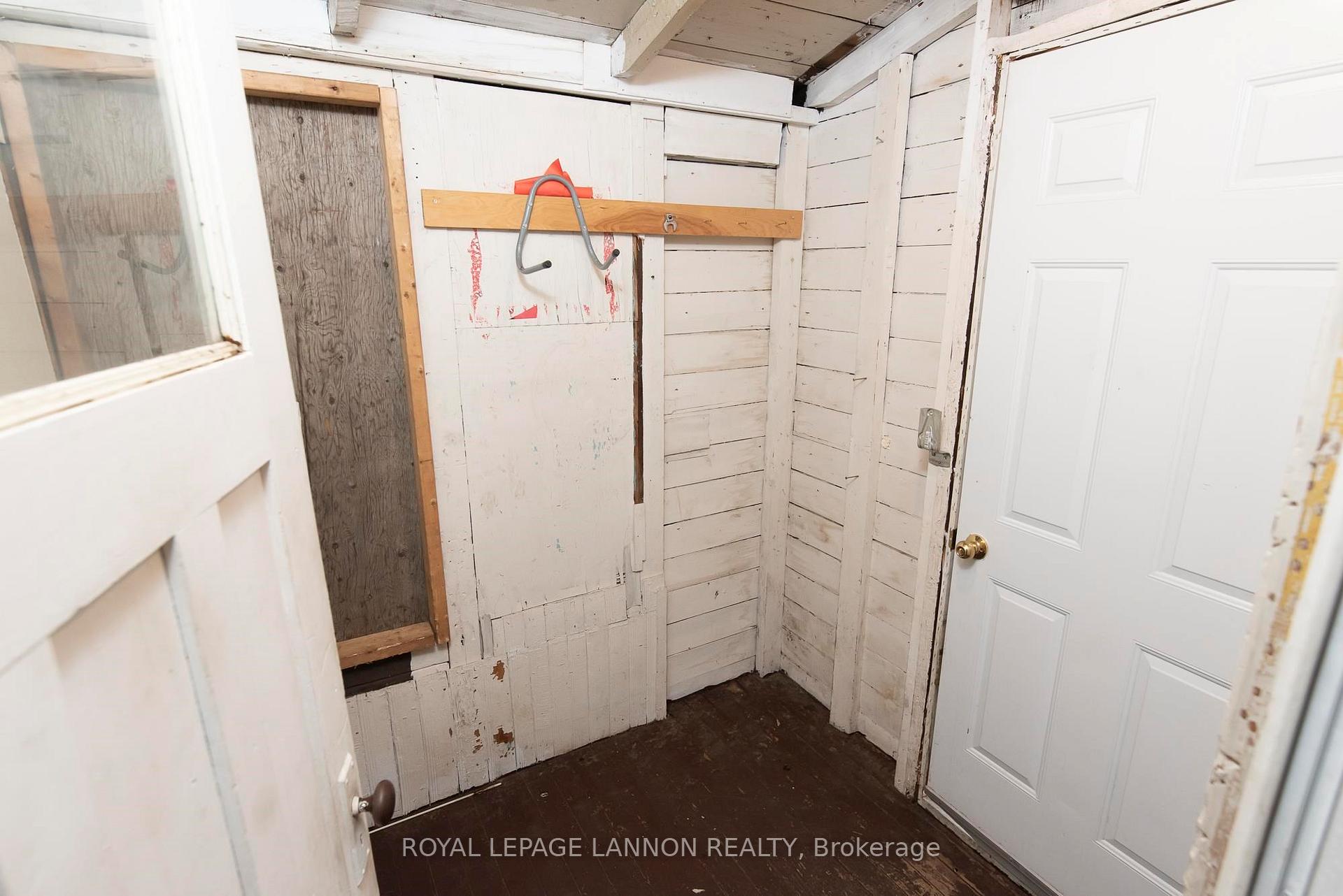 Photo 28 of 348 Archibald Street N, Thunder Bay, McKeller Park — HOMEH