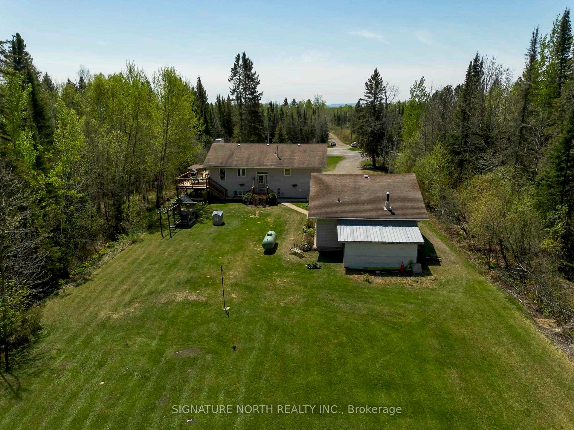 Photo 4 of 3476 Dawson Road, Thunder Bay, McIntyre North — HOMEH
