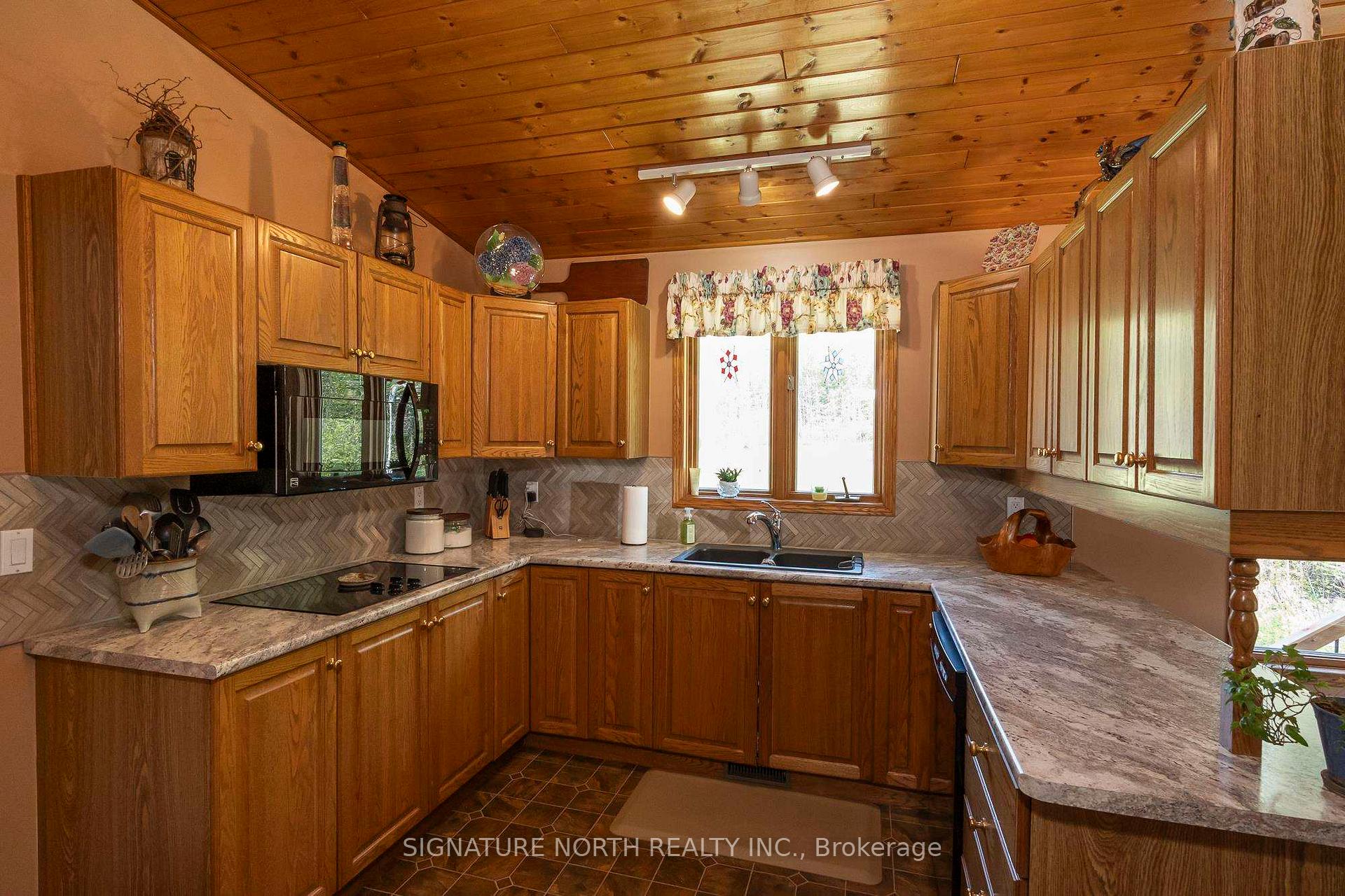 Photo 15 of 3476 Dawson Road, Thunder Bay, McIntyre North — HOMEH