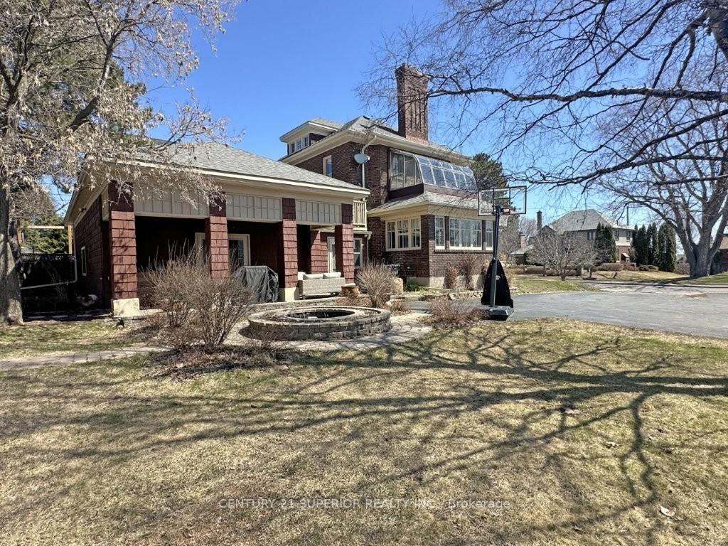 Photo 4 of 124 Summit Ave, Thunder Bay, Mariday Heights — HOMEH