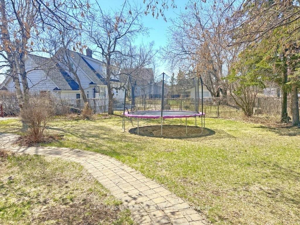 Photo 48 of 124 Summit Ave, Thunder Bay, Mariday Heights — HOMEH