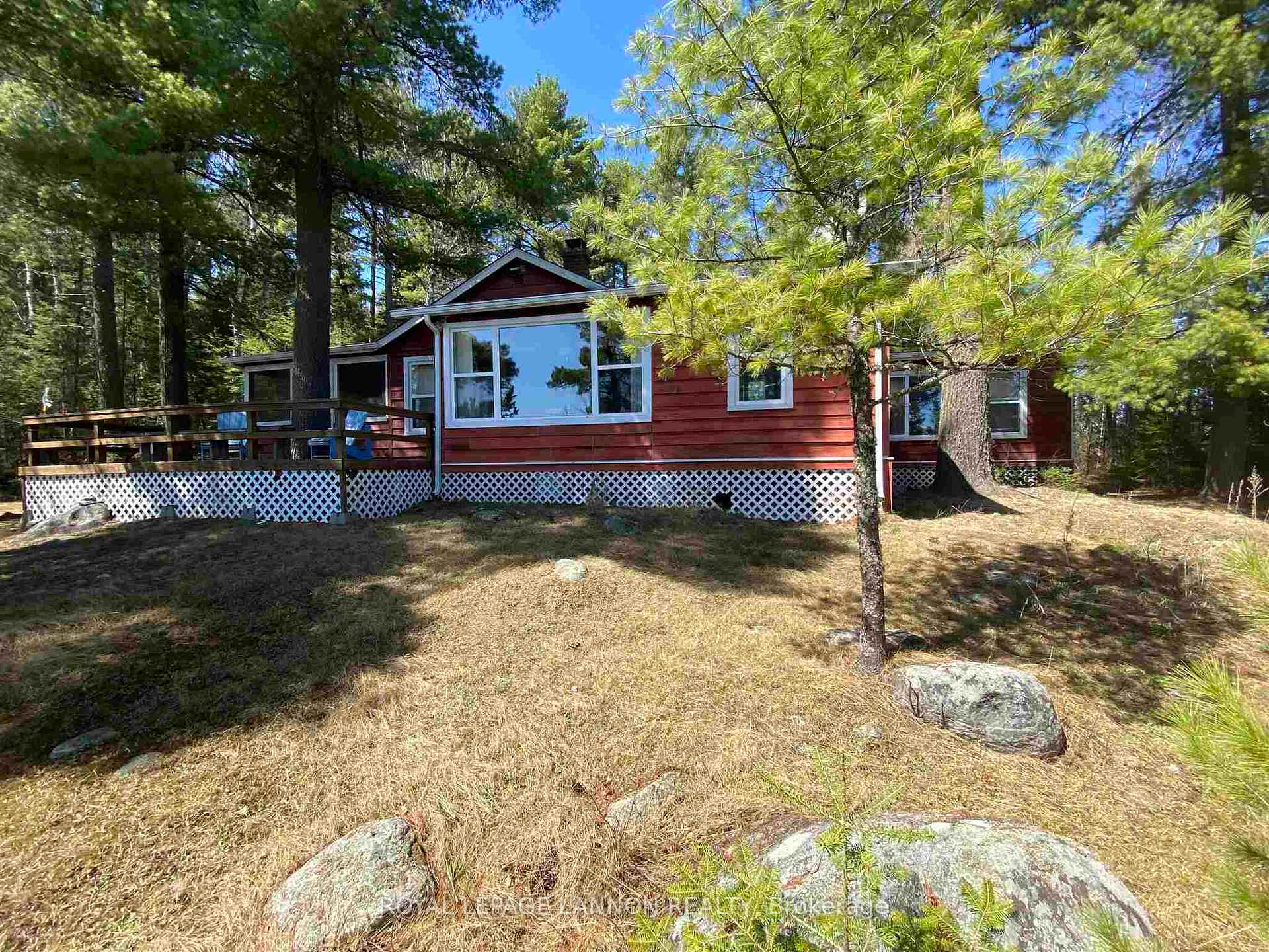 Front of 21 White Pines Road
