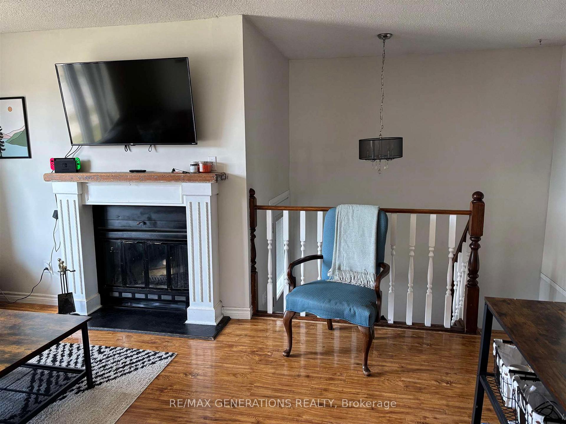 Photo 4 of 55 Jackson Crescent, Marathon — HOMEH