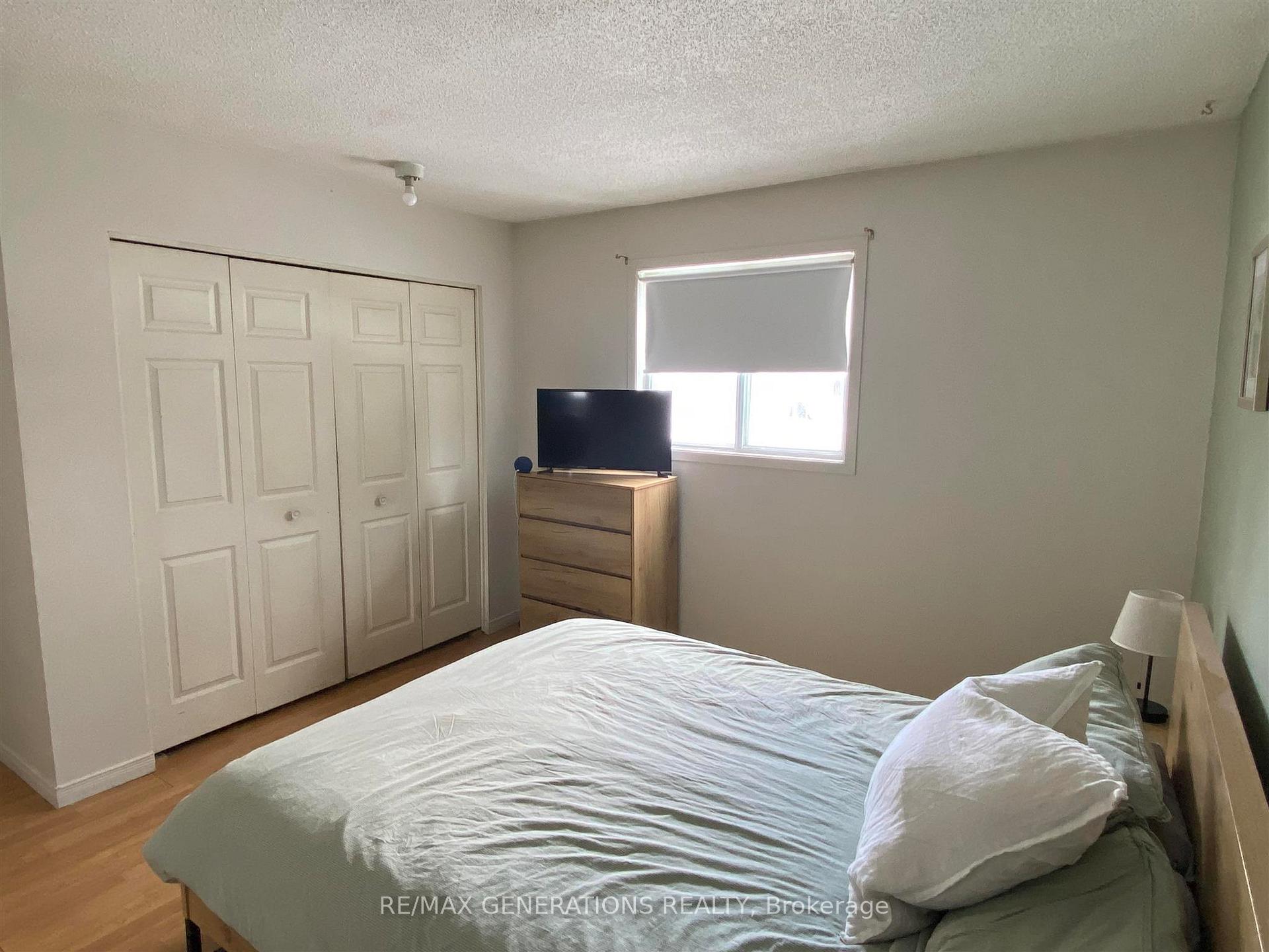 Photo 15 of 55 Jackson Crescent, Marathon — HOMEH