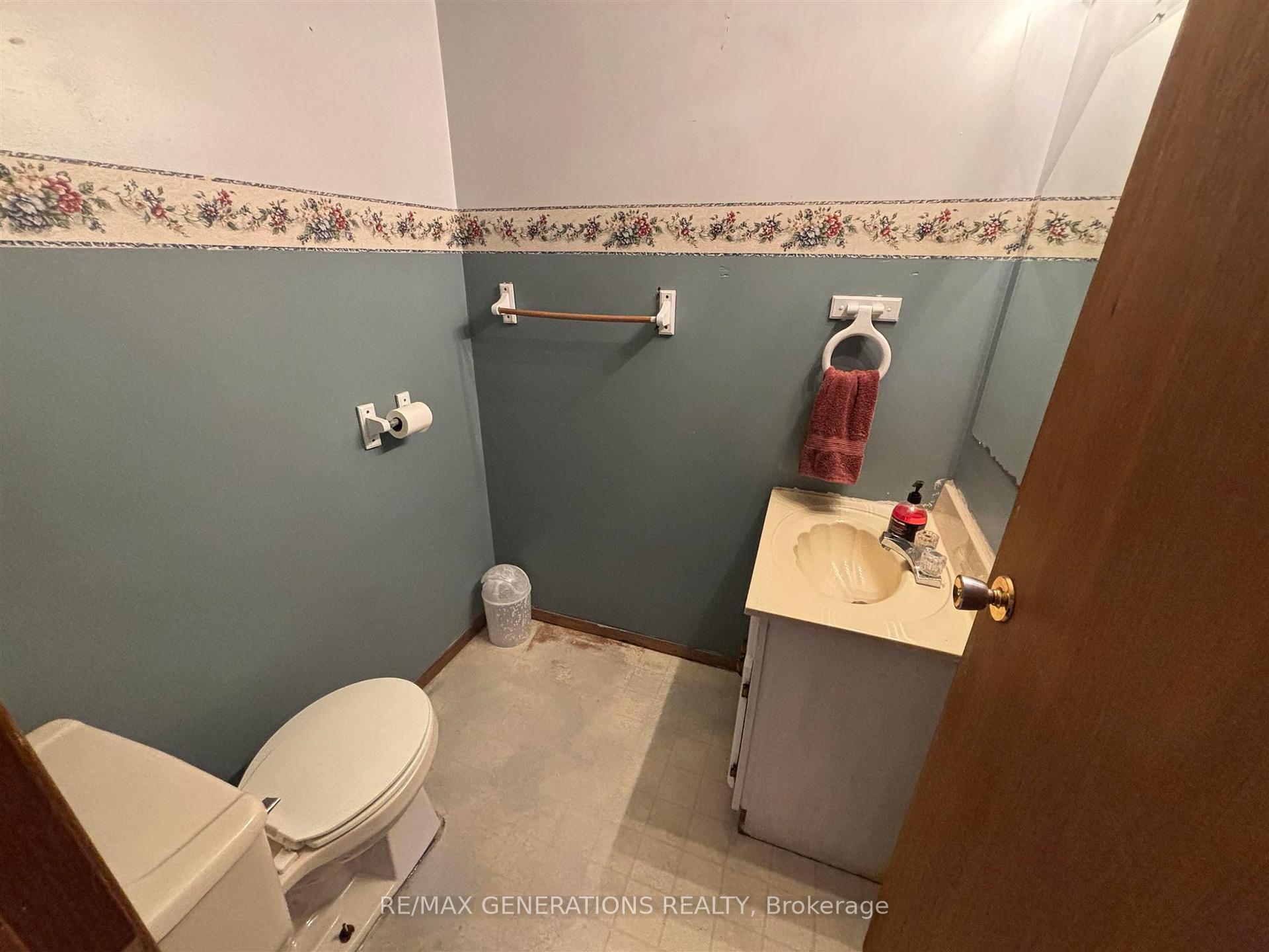Photo 31 of 55 Jackson Crescent, Marathon — HOMEH