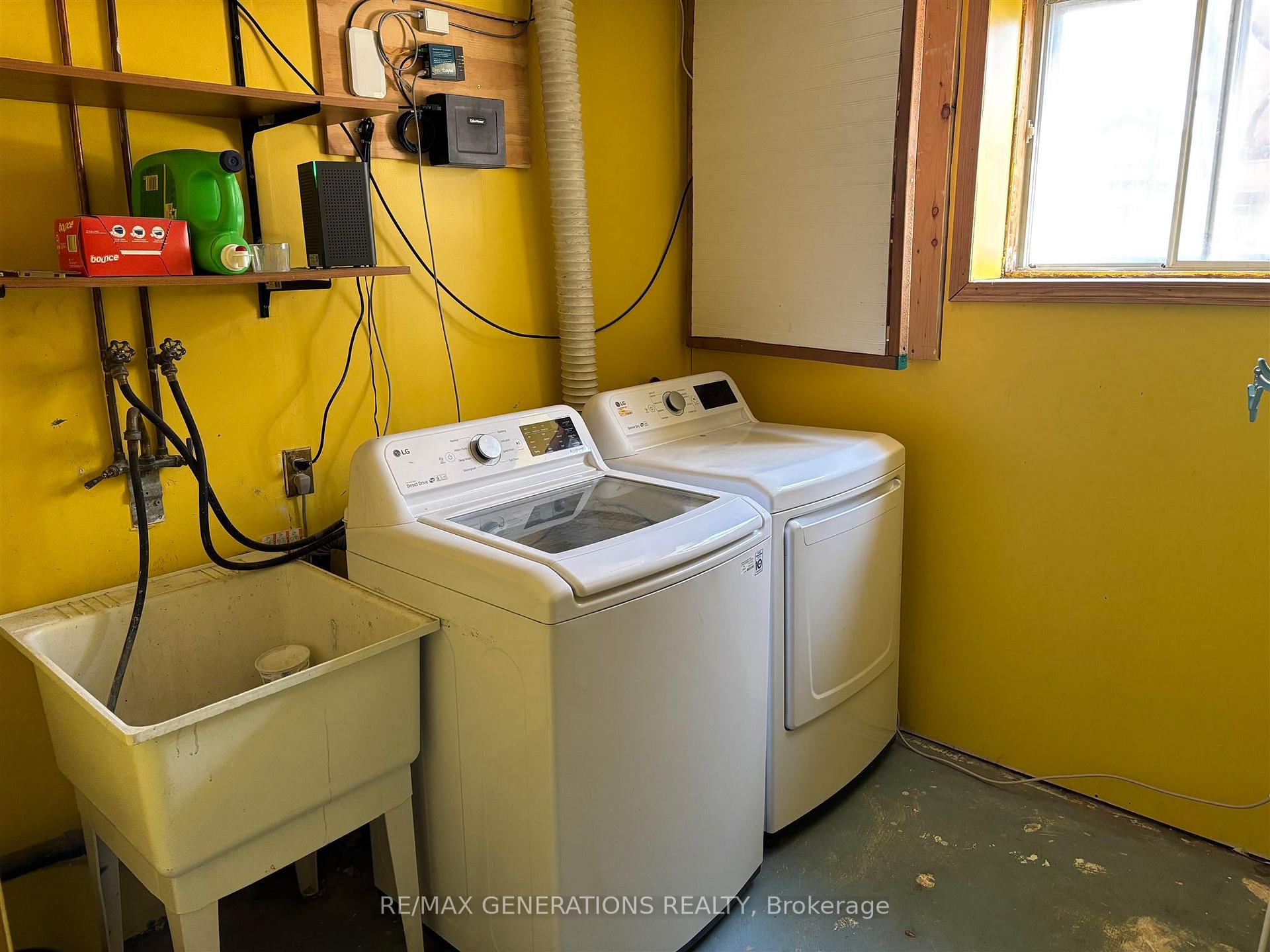 Photo 33 of 55 Jackson Crescent, Marathon — HOMEH