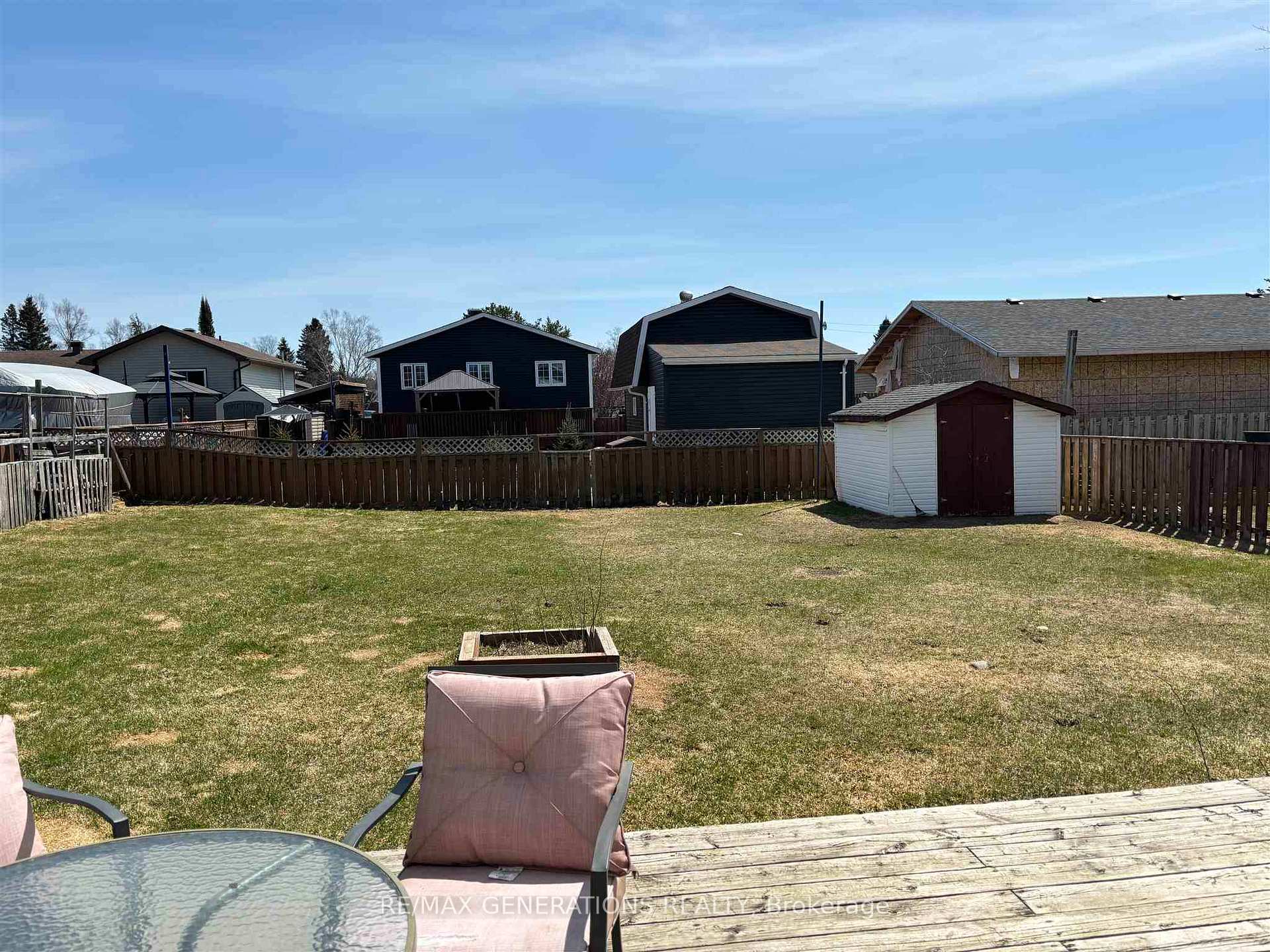 Photo 38 of 55 Jackson Crescent, Marathon — HOMEH