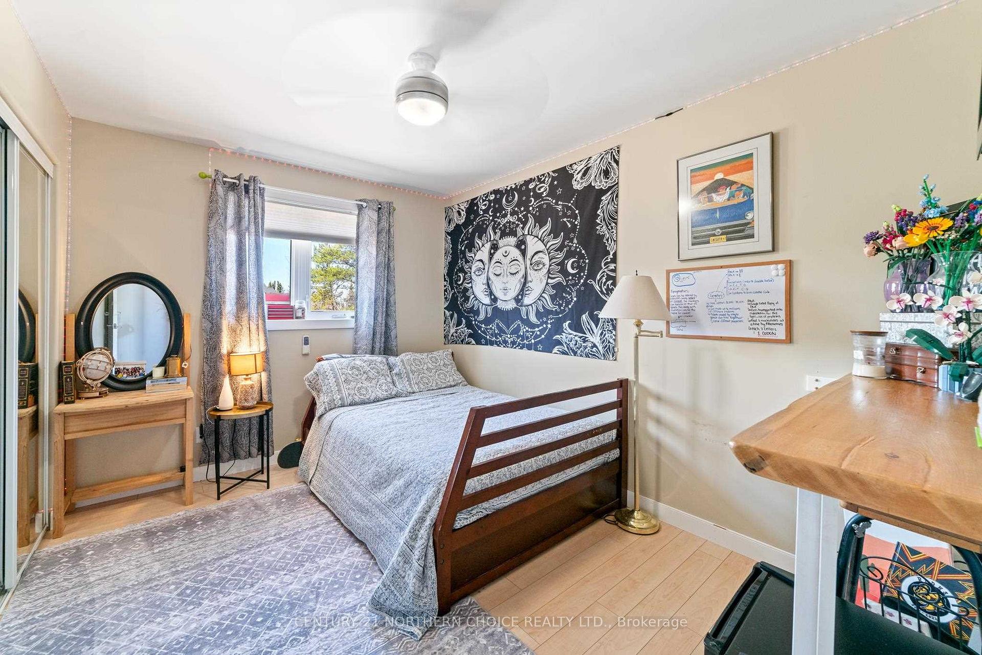 Photo 20 of 22 Gustafson Crescent, Red Lake — HOMEH