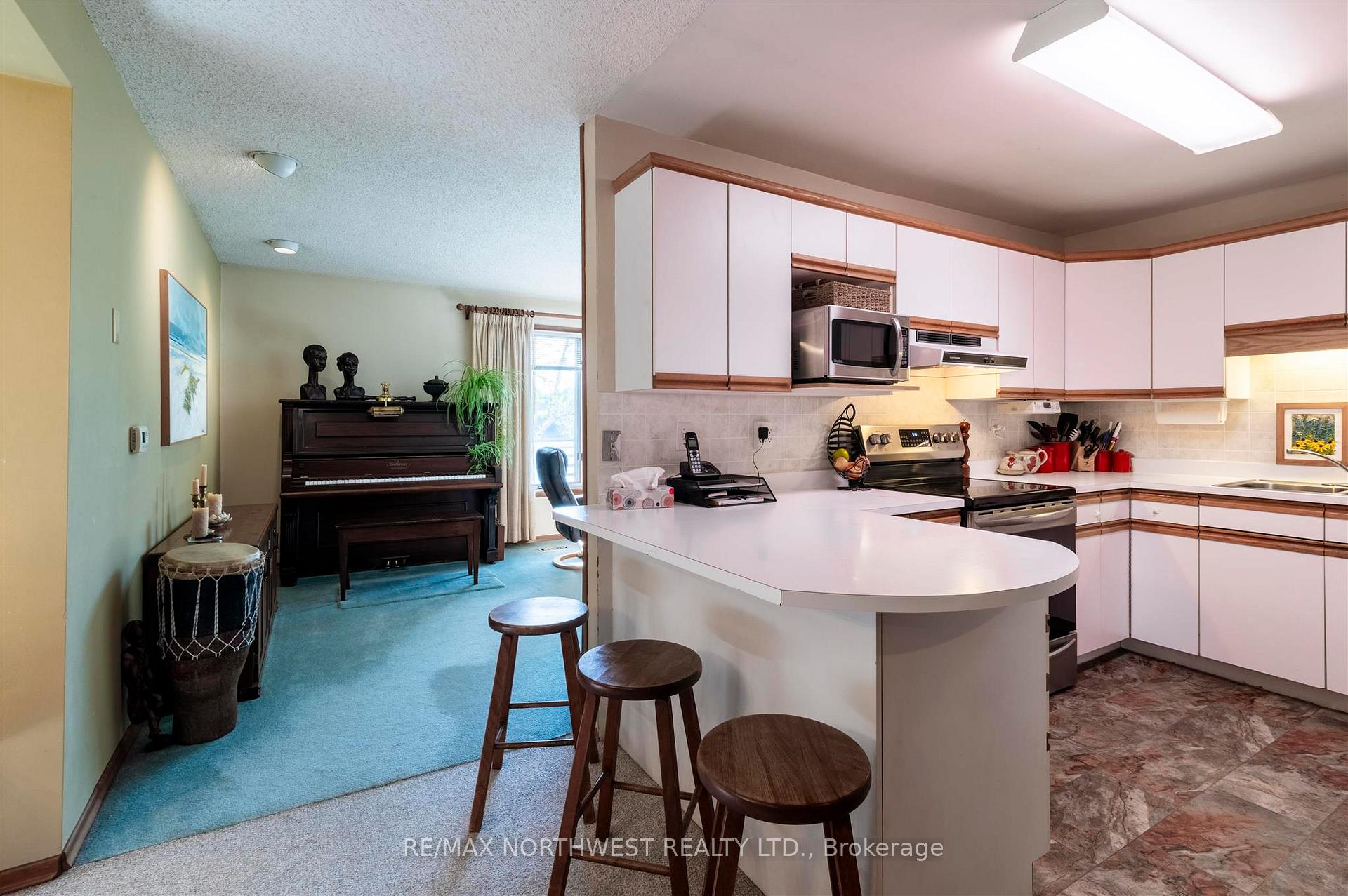 Photo 8 of 534 James Road, Kenora, Redditt Road East — HOMEH