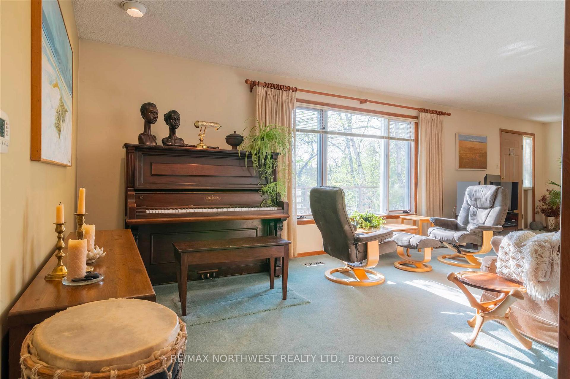 Photo 13 of 534 James Road, Kenora, Redditt Road East — HOMEH