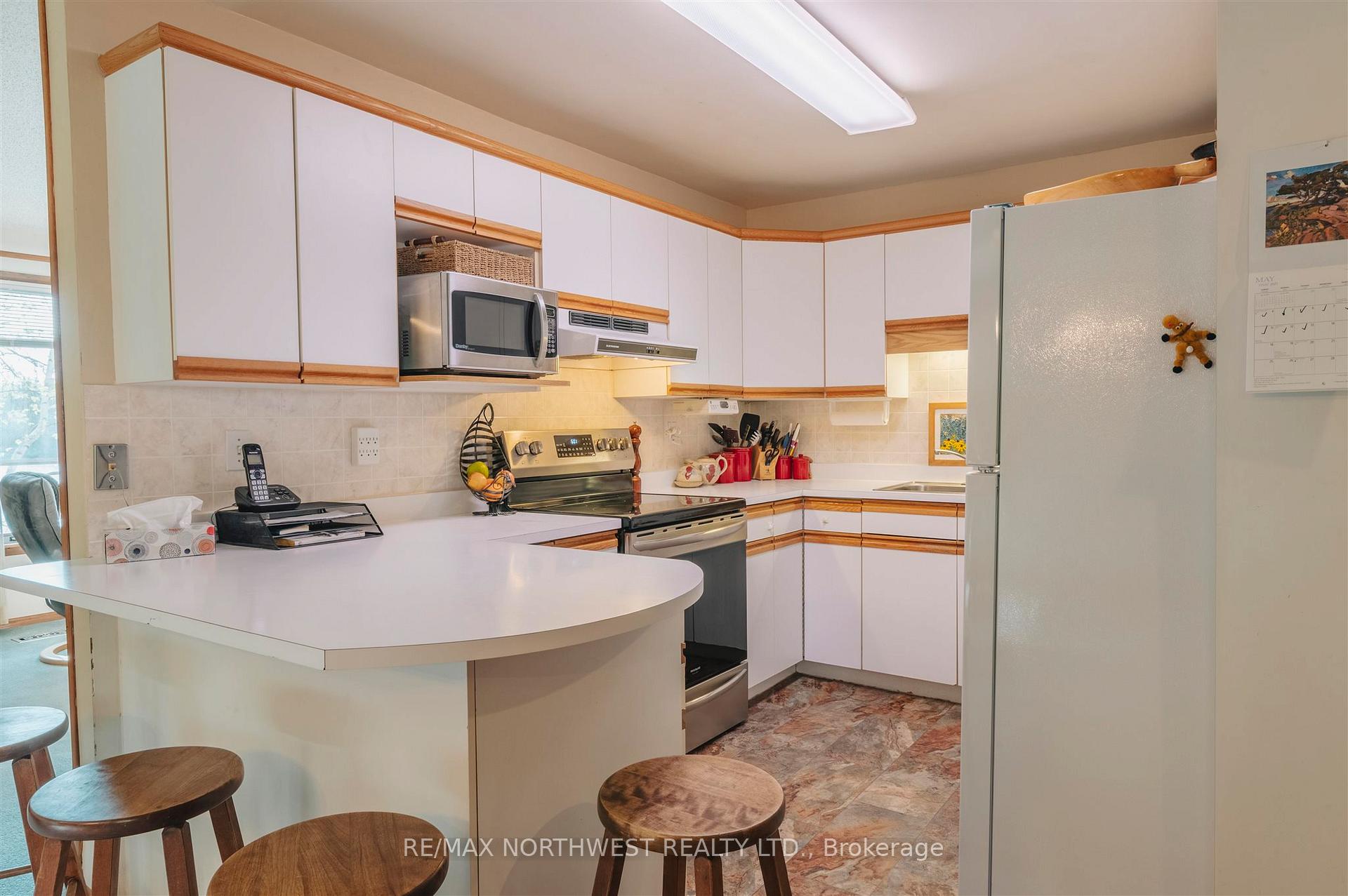 Photo 17 of 534 James Road, Kenora, Redditt Road East — HOMEH