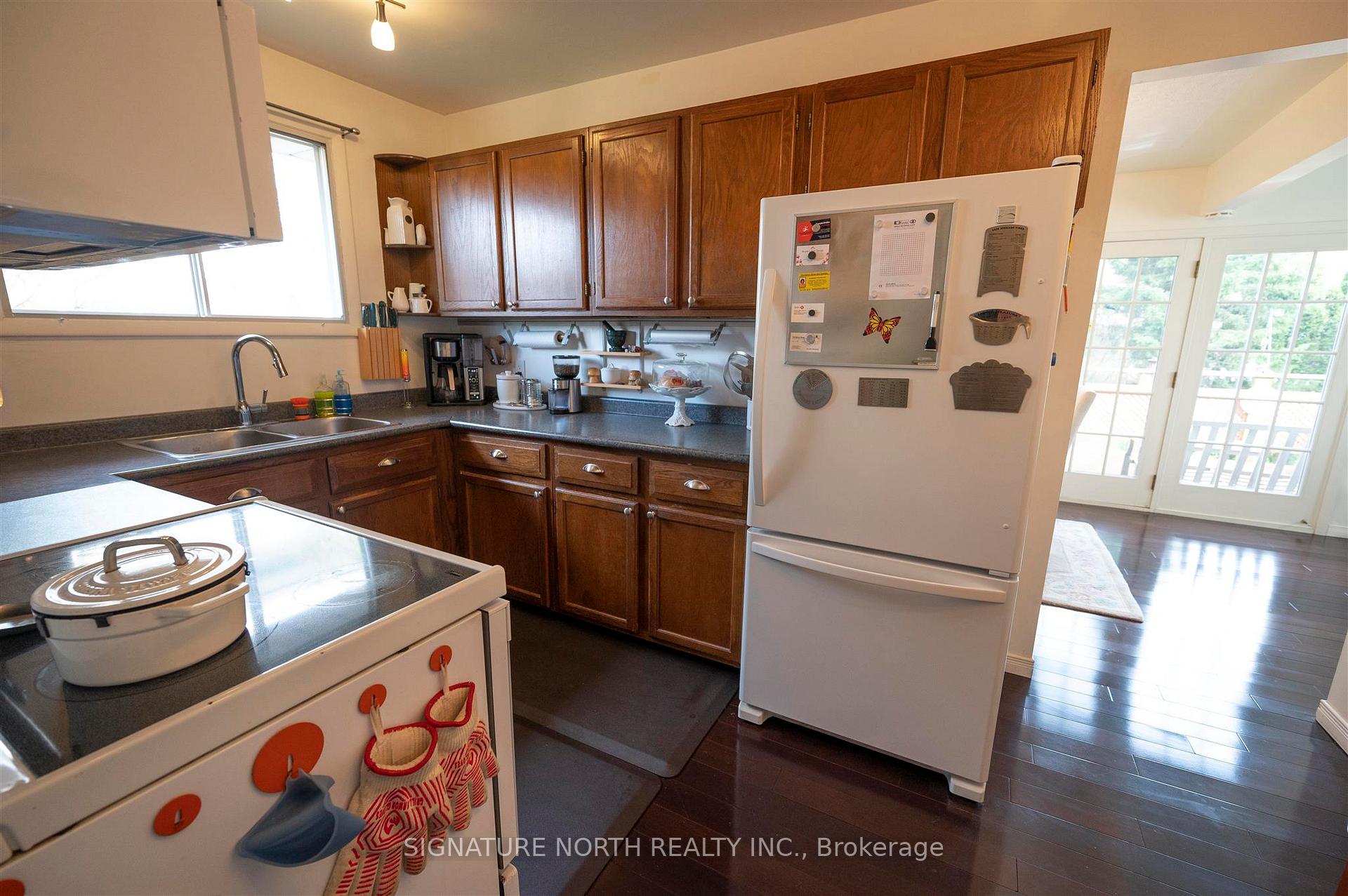 Photo 9 of 259 Dublin Avenue, Thunder Bay, John Street North — HOMEH