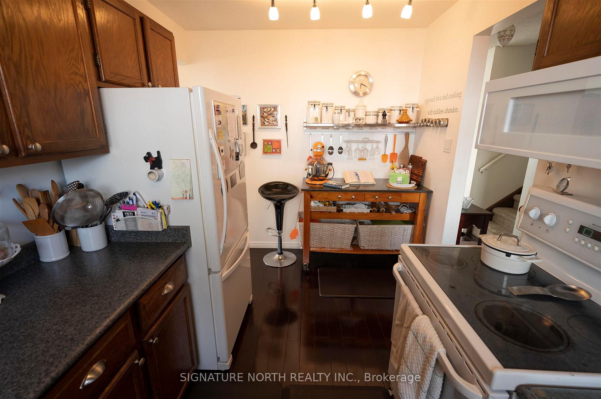 Photo 12 of 259 Dublin Avenue, Thunder Bay, John Street North — HOMEH
