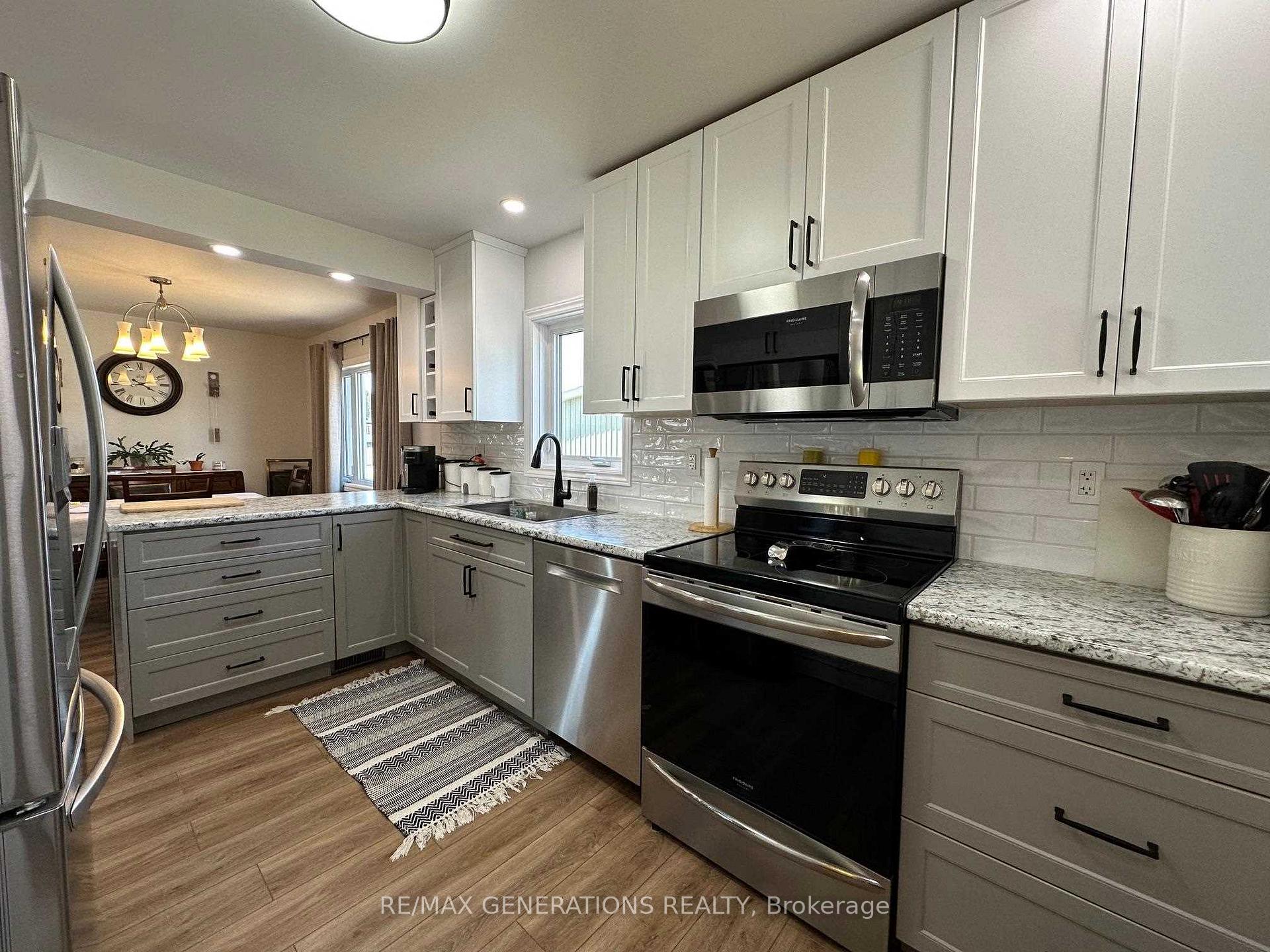 Photo 4 of 23 Pine Crescent, Terrace Bay — HOMEH