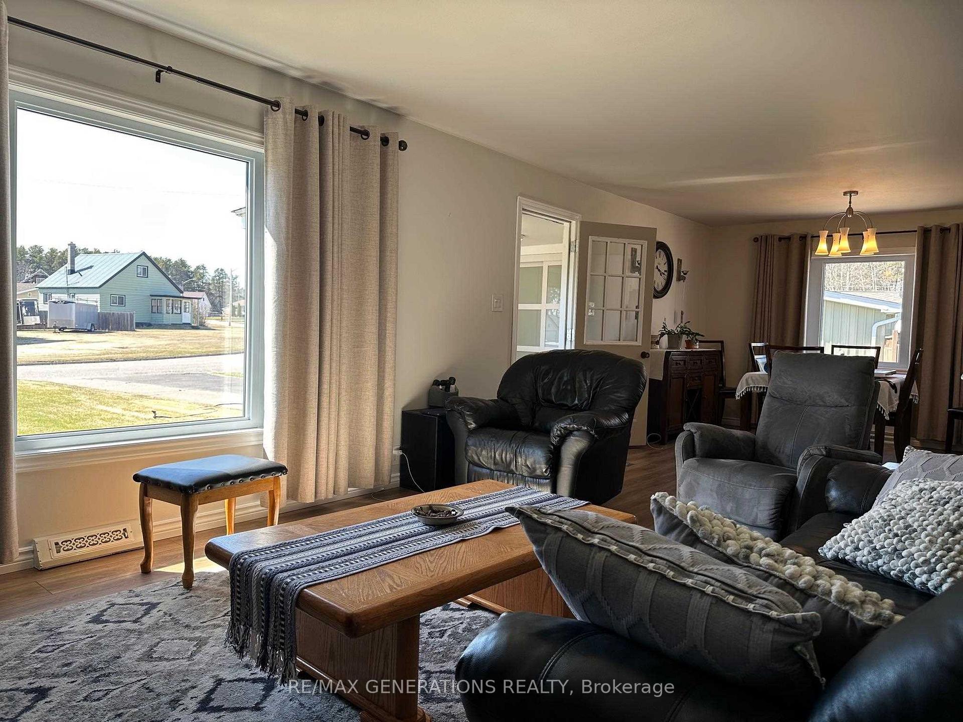 Photo 15 of 23 Pine Crescent, Terrace Bay — HOMEH