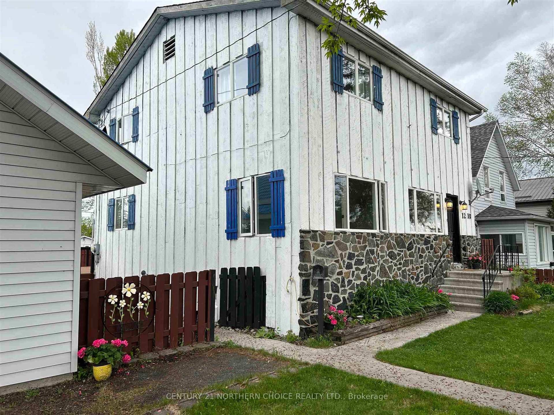 Photo 2 of 1216 Second Street E, Fort Frances — HOMEH