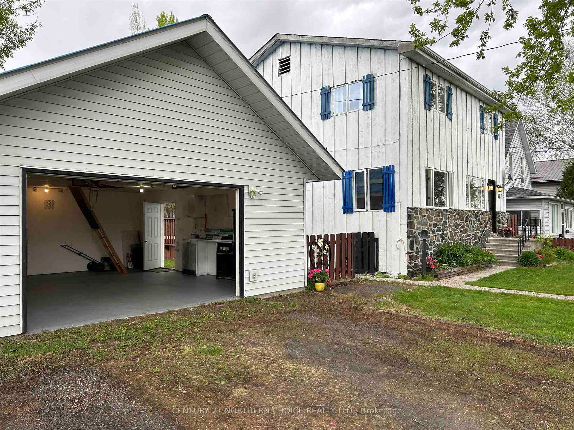 Photo 4 of 1216 Second Street E, Fort Frances — HOMEH