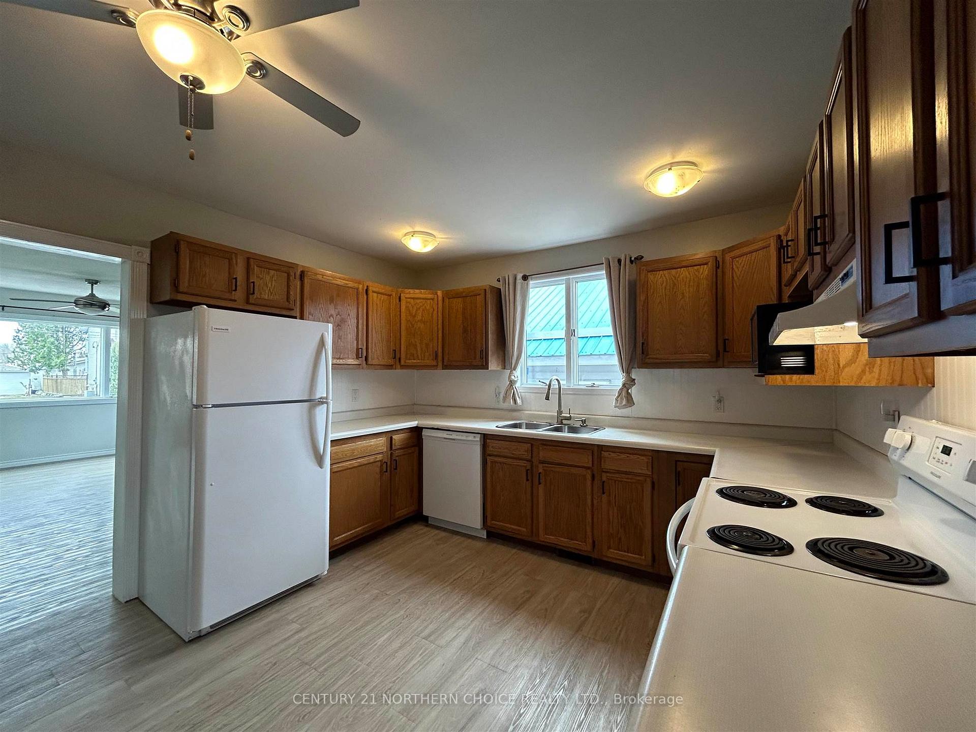 Photo 17 of 1216 Second Street E, Fort Frances — HOMEH