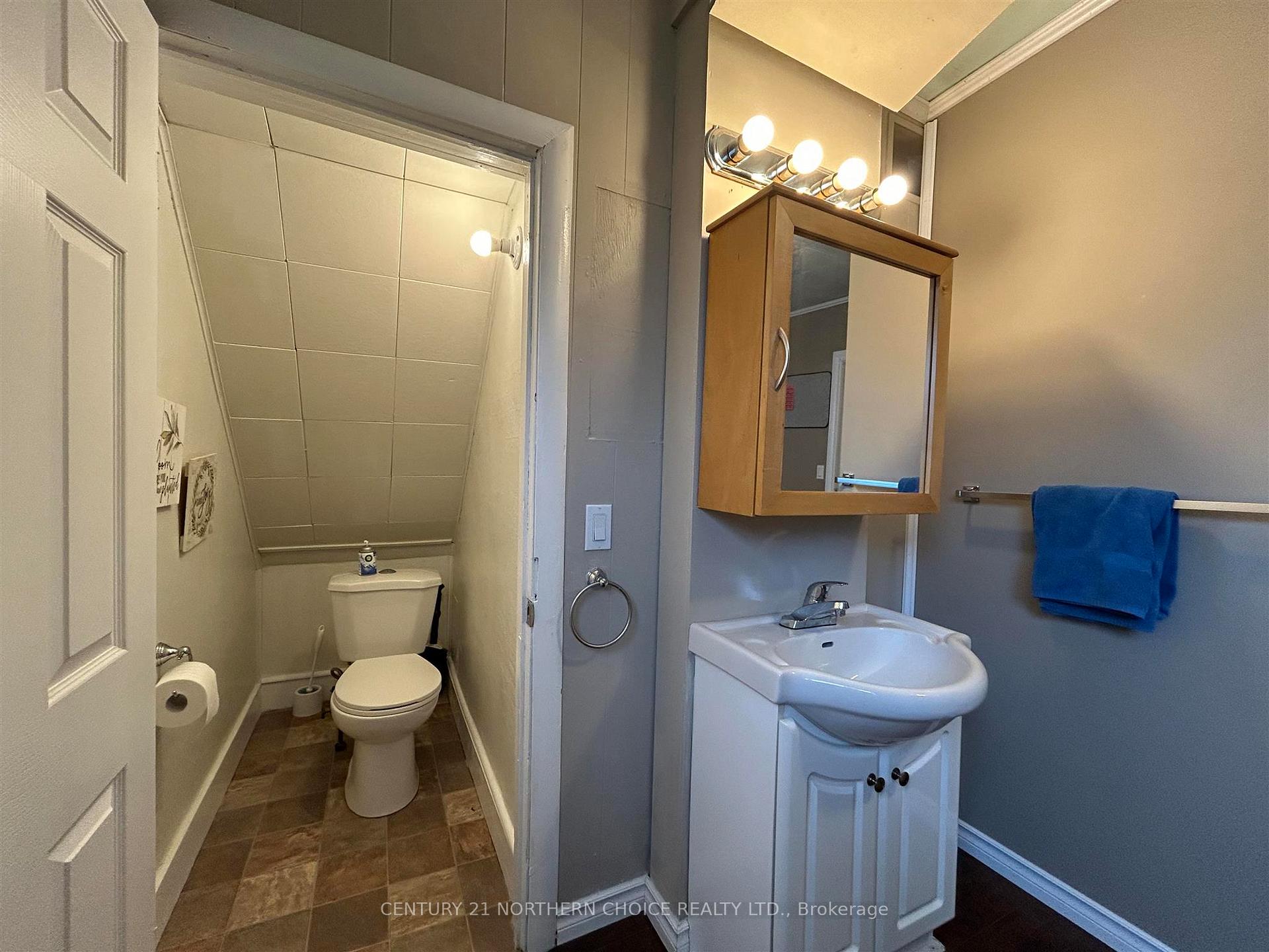 Photo 21 of 1216 Second Street E, Fort Frances — HOMEH