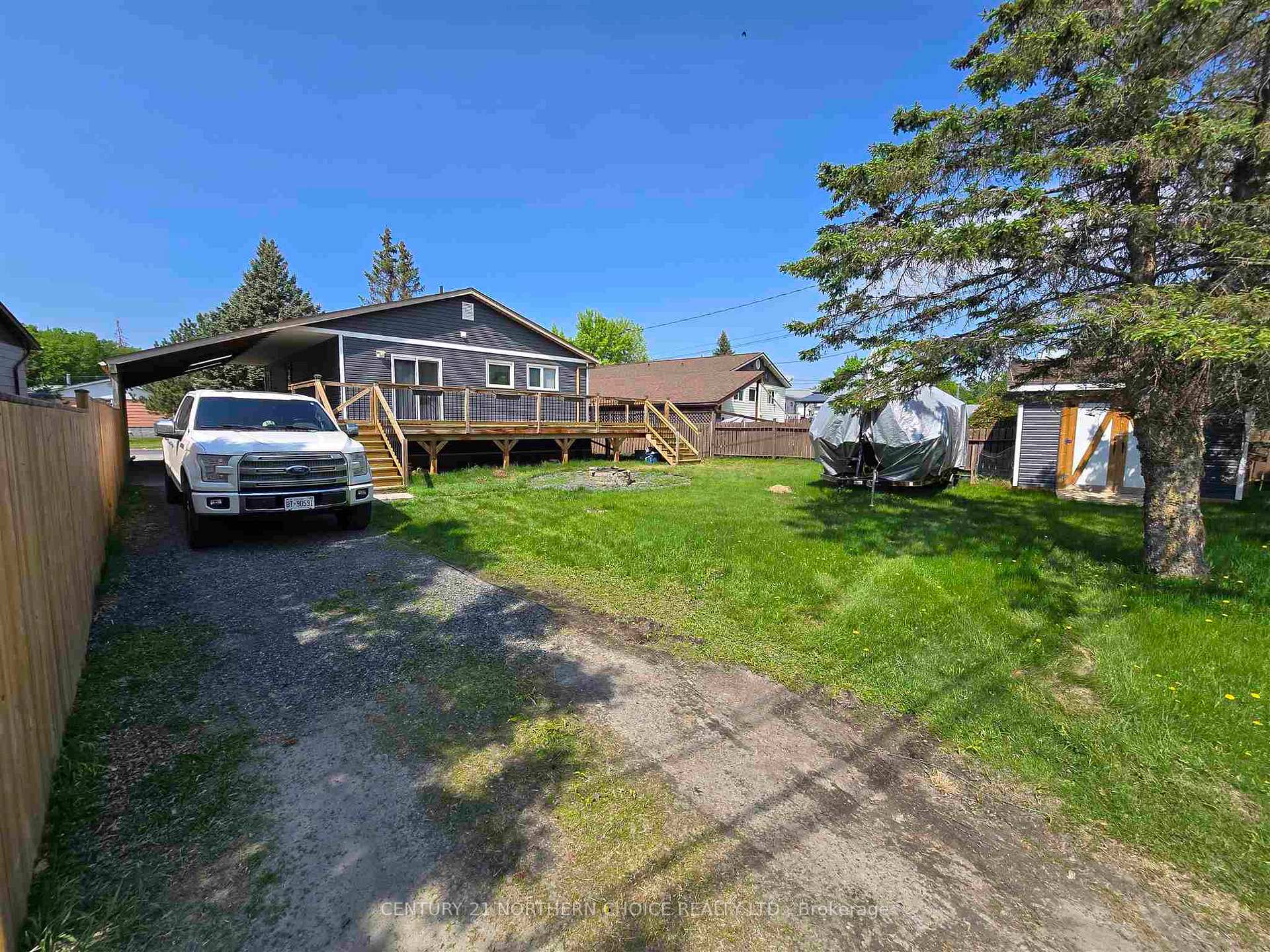 Photo 25 of 915 Valley Drive, Kenora, Evergreen — HOMEH