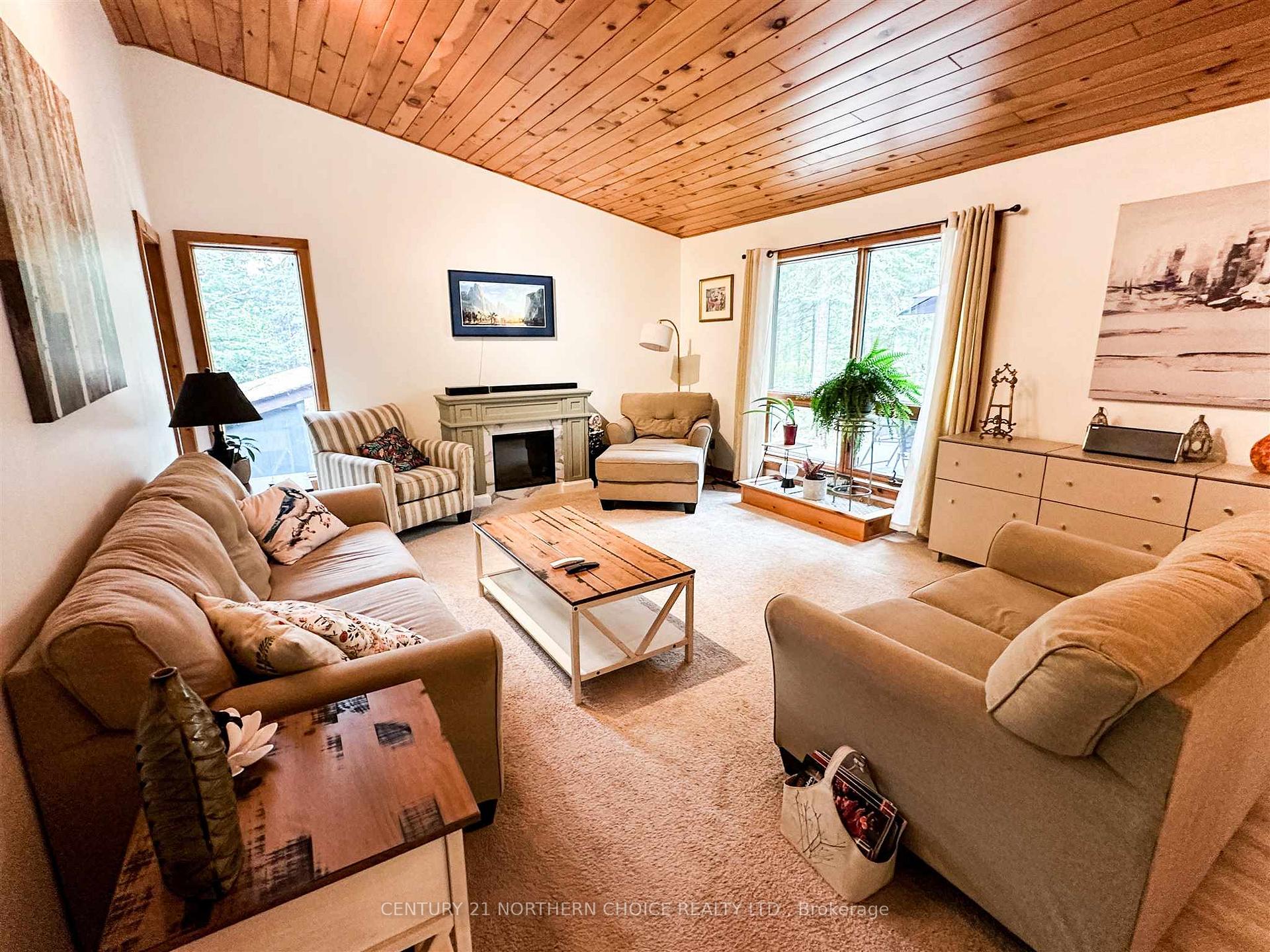 Photo 4 of 5 McMarmac Place, Red Lake — HOMEH