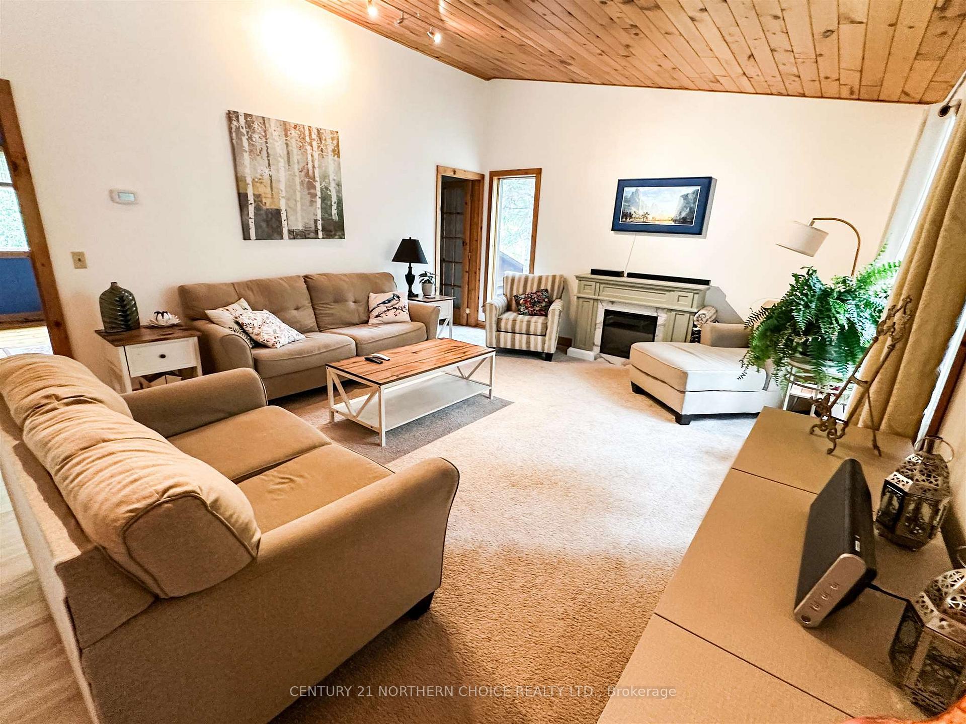 Photo 5 of 5 McMarmac Place, Red Lake — HOMEH