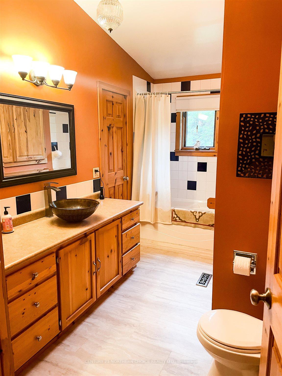 Photo 15 of 5 McMarmac Place, Red Lake — HOMEH