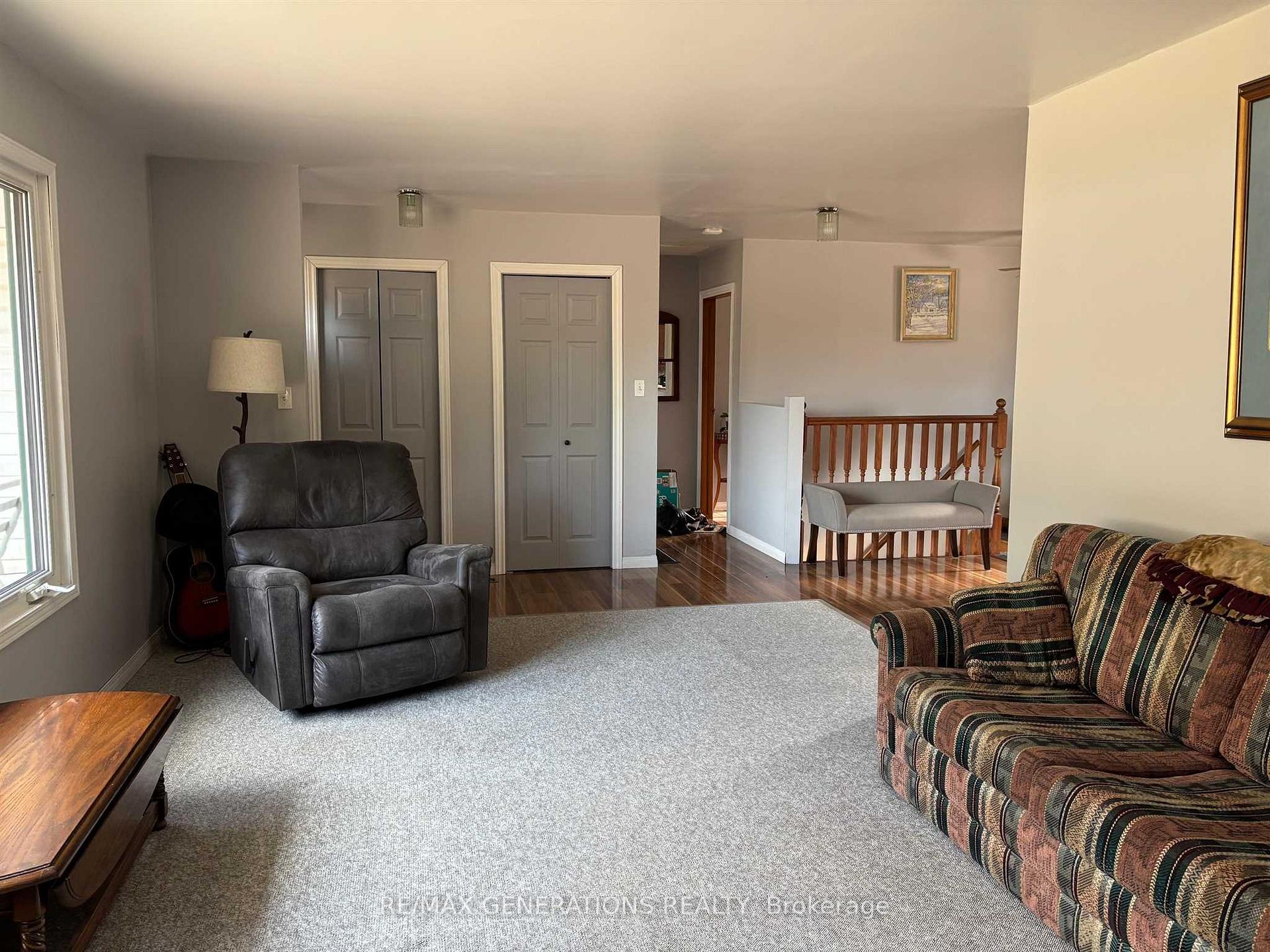 Photo 9 of 111 Maple Drive, Dorion — HOMEH