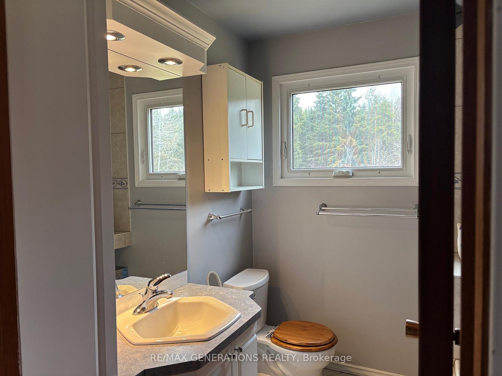 Photo 15 of 111 Maple Drive, Dorion — HOMEH