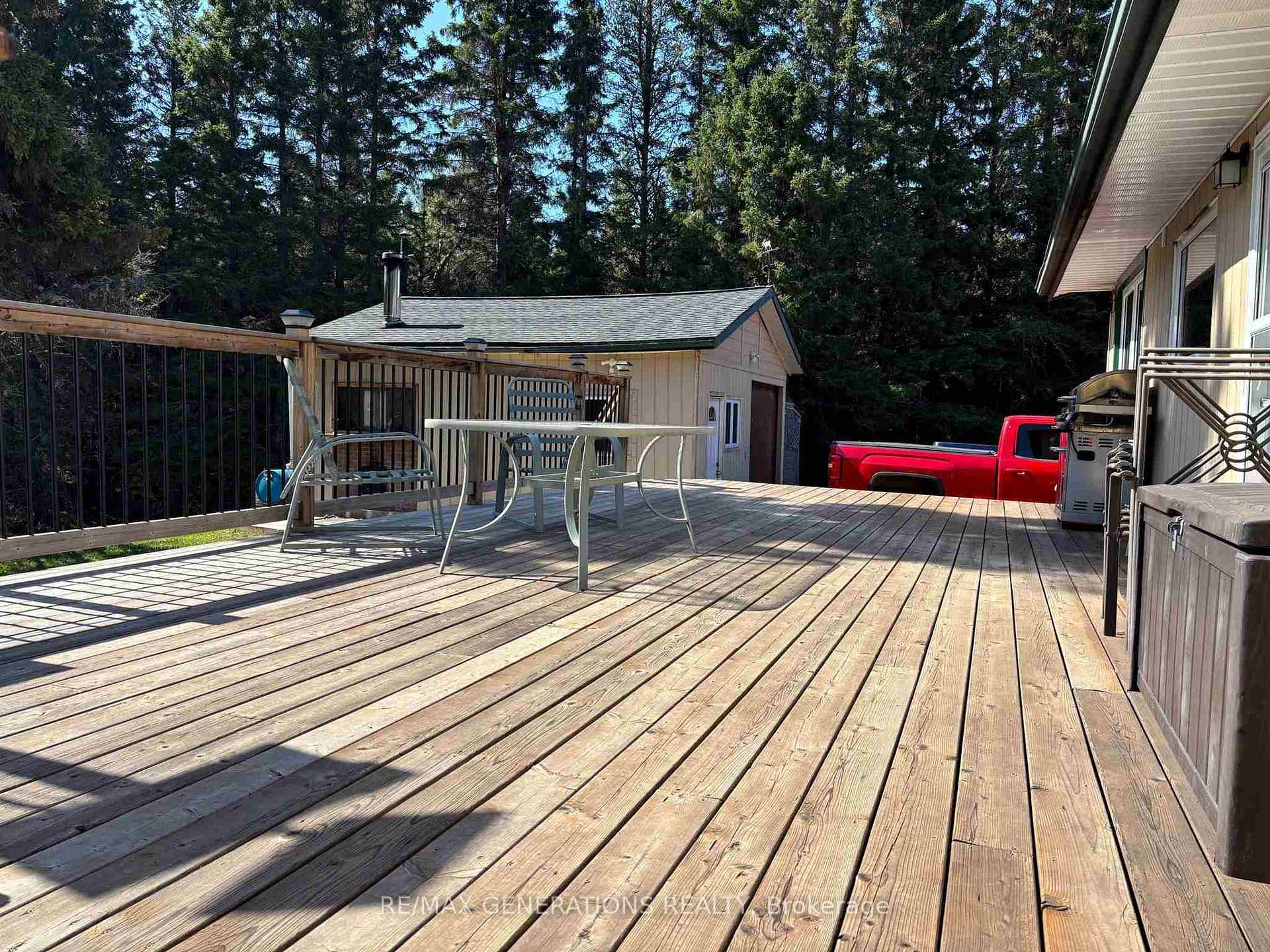 Photo 33 of 111 Maple Drive, Dorion — HOMEH