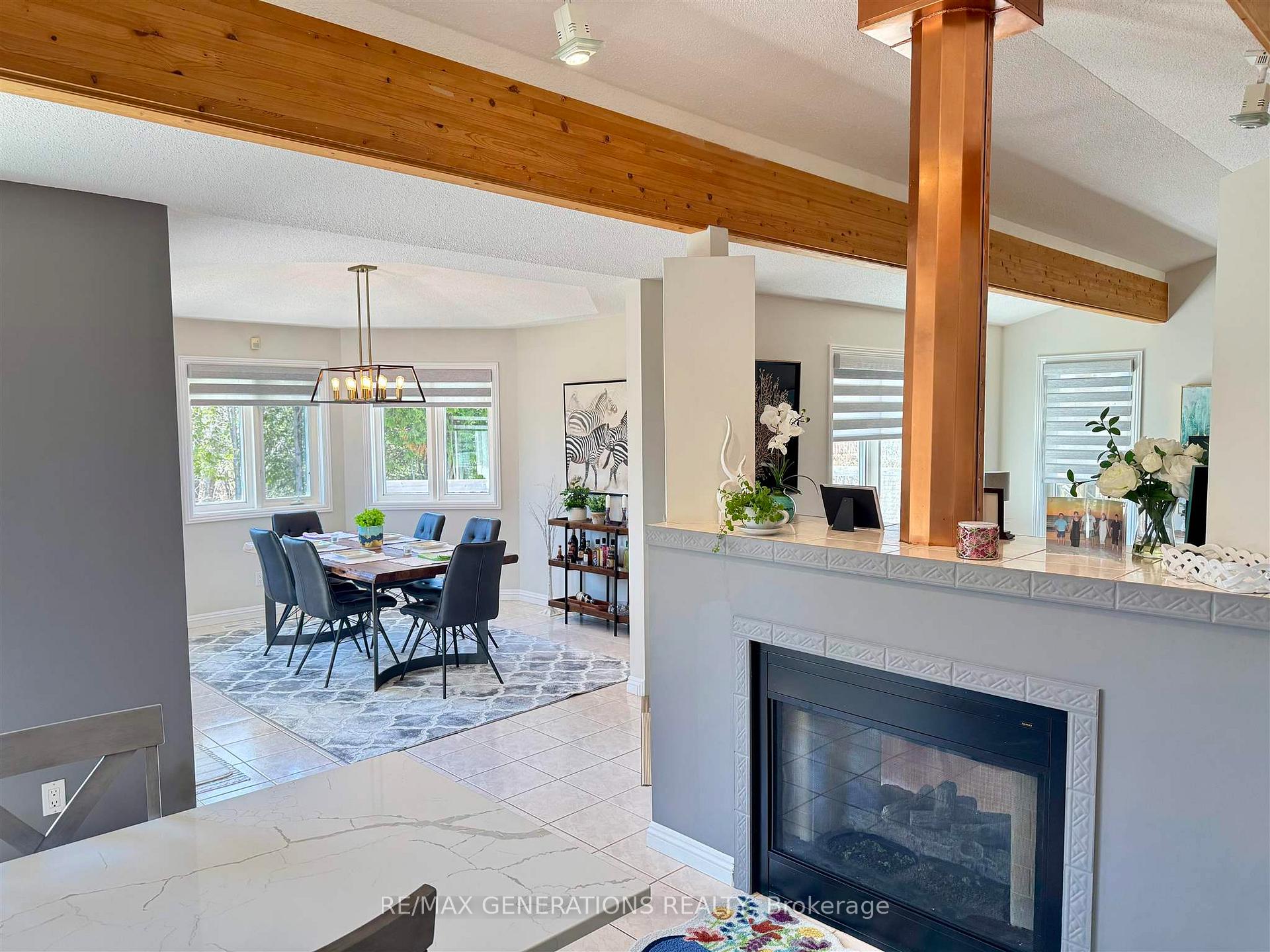 Photo 9 of 194 Wolverine Crescent, Thunder Bay, Parkdale — HOMEH