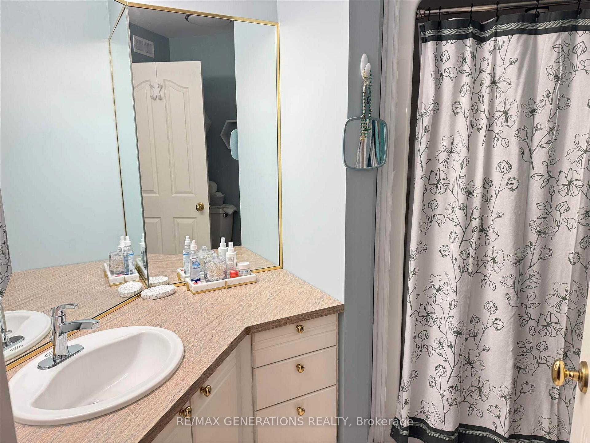 Photo 22 of 194 Wolverine Crescent, Thunder Bay, Parkdale — HOMEH