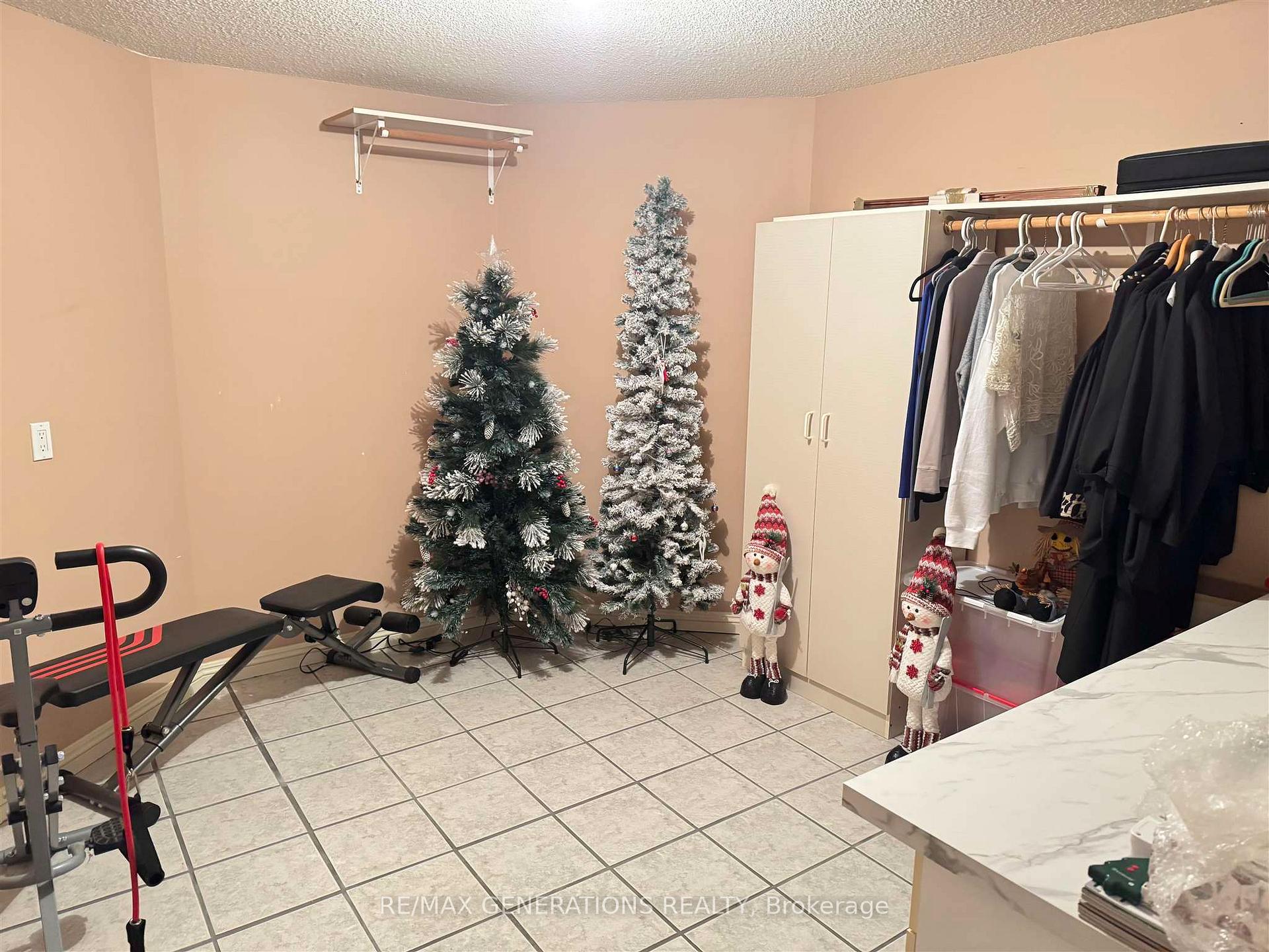 Photo 32 of 194 Wolverine Crescent, Thunder Bay, Parkdale — HOMEH