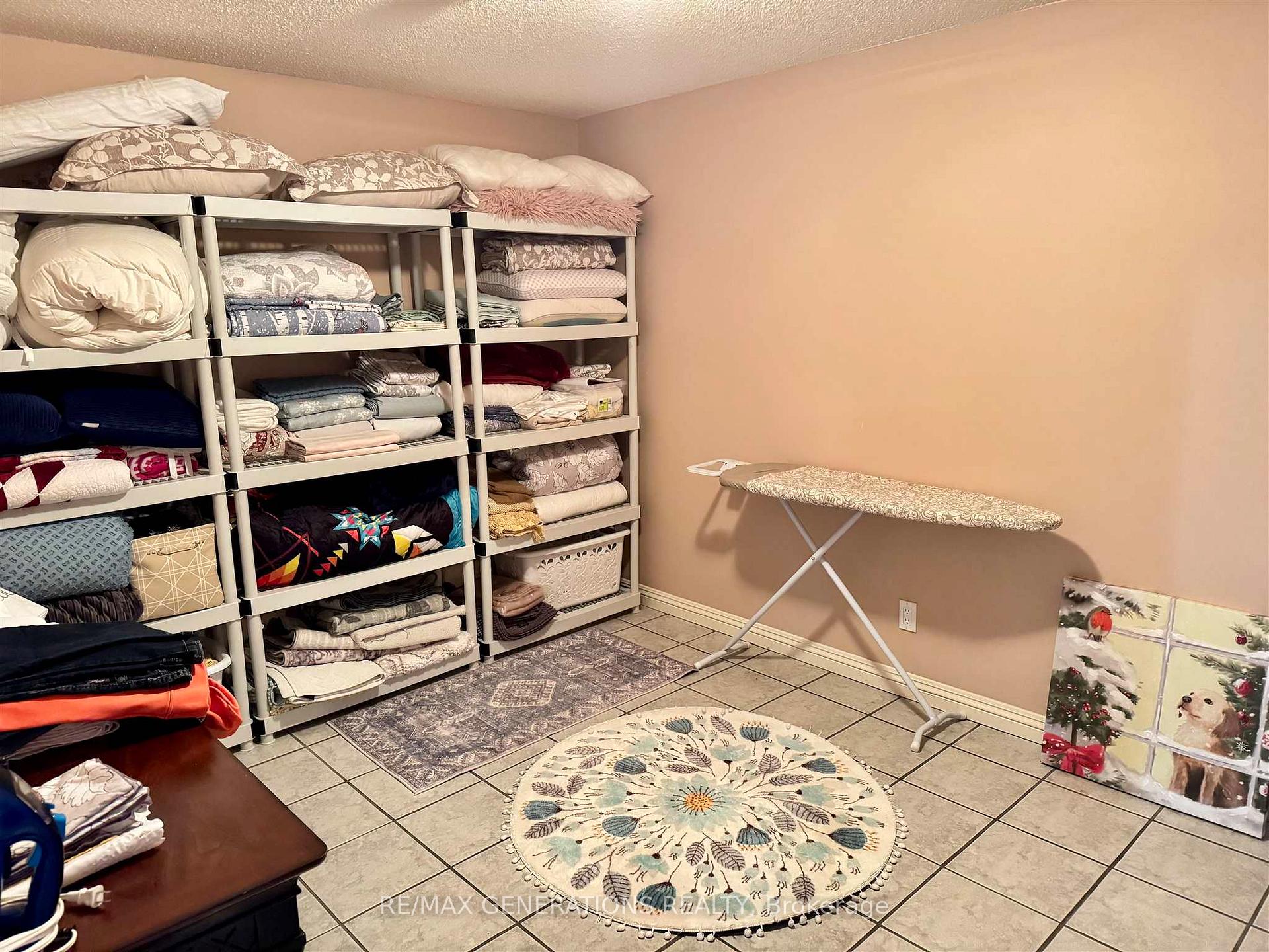 Photo 33 of 194 Wolverine Crescent, Thunder Bay, Parkdale — HOMEH