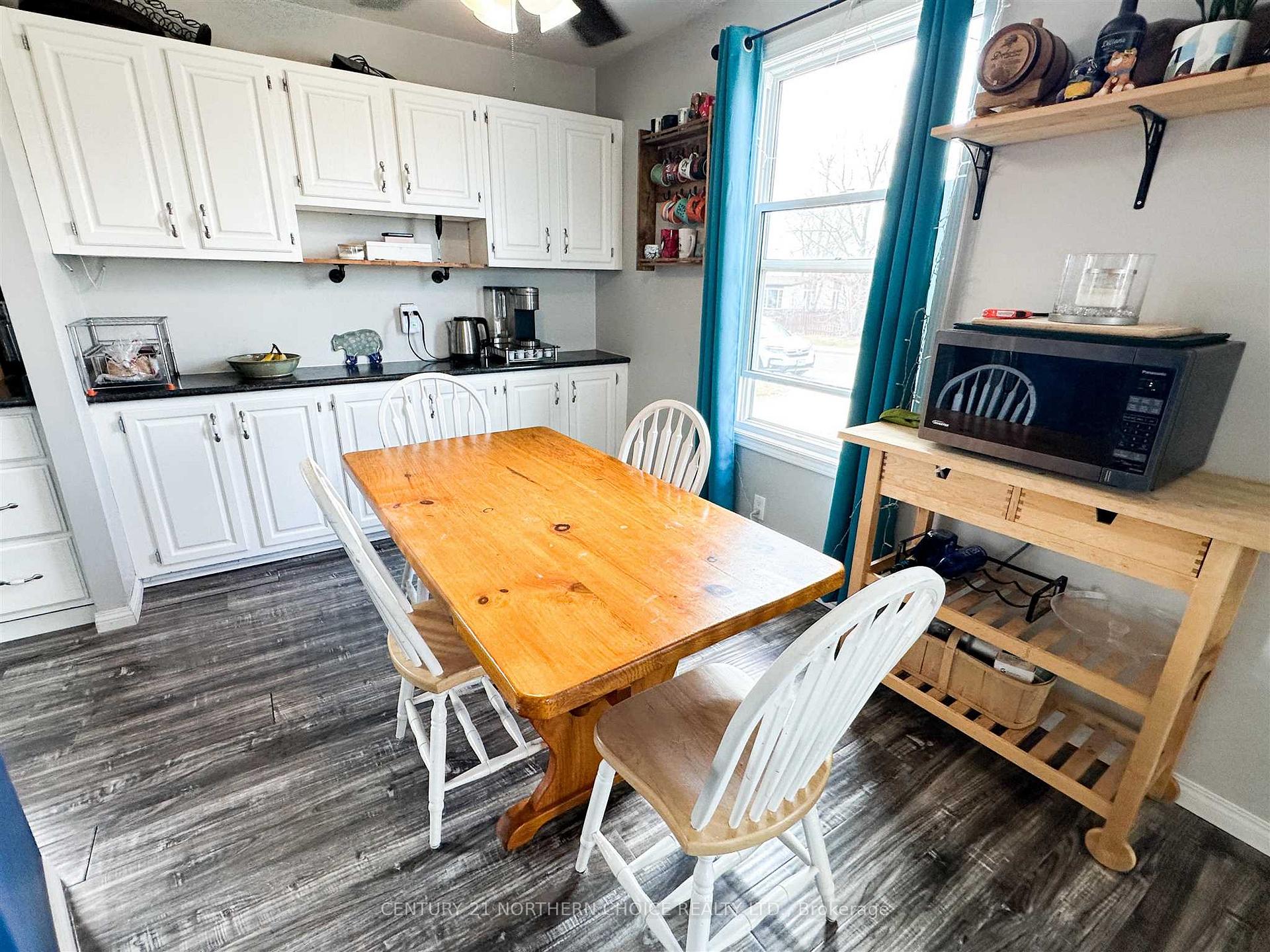 Photo 7 of 114 Dickenson Road, Red Lake — HOMEH