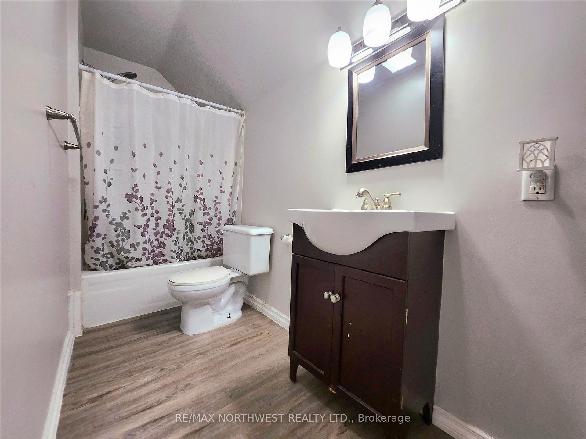 Photo 19 of 317 Second Street North, Kenora, North End — HOMEH