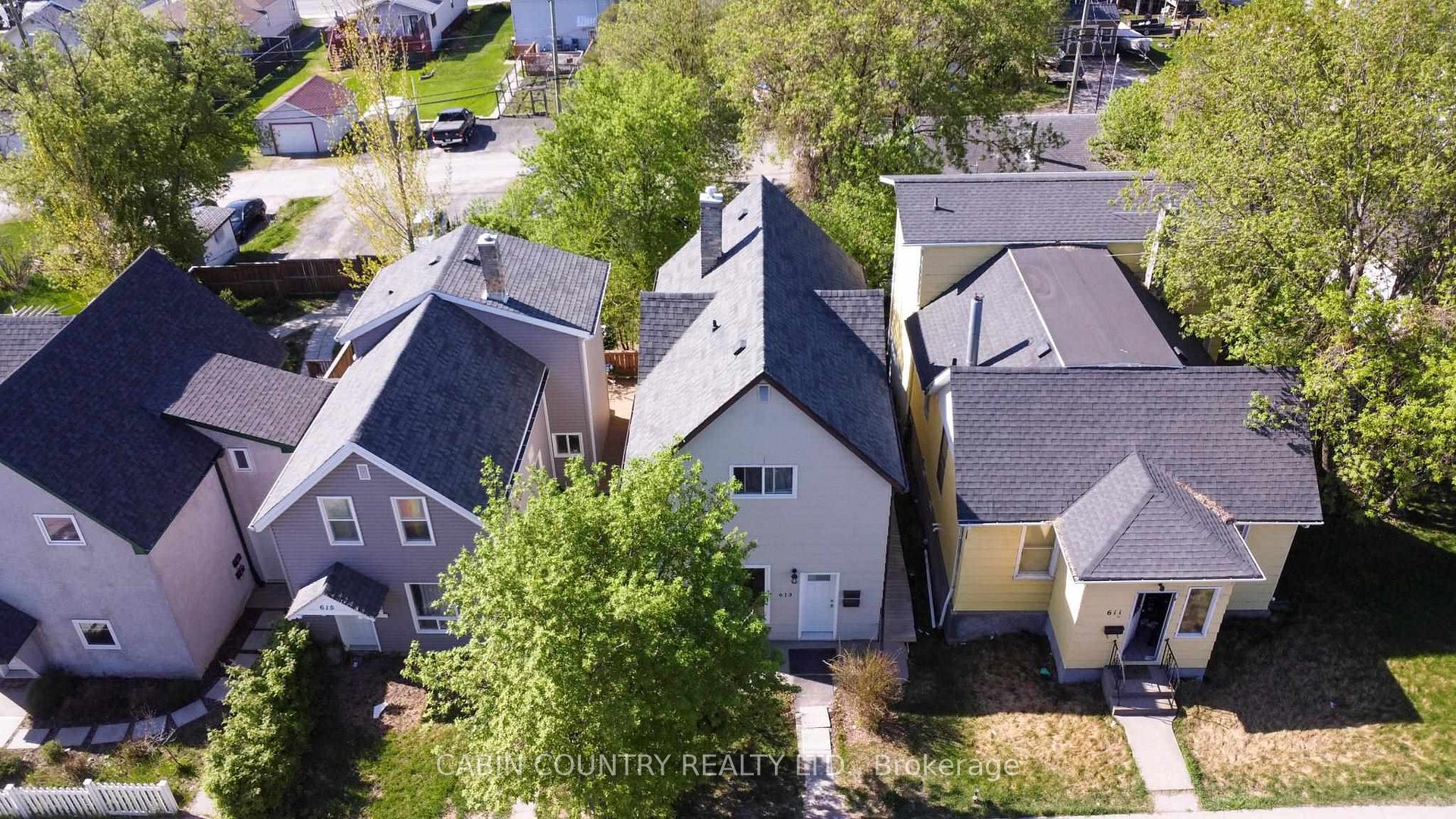 Photo 2 of 613 Park Street, Kenora, Central — HOMEH
