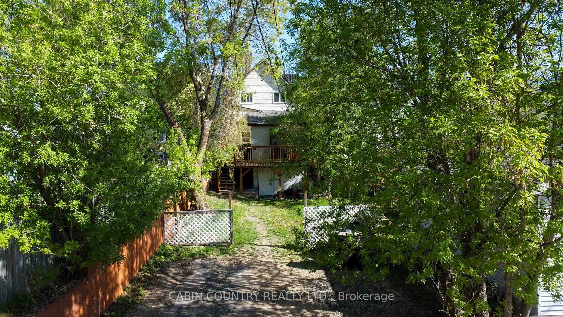 Photo 8 of 613 Park Street, Kenora, Central — HOMEH