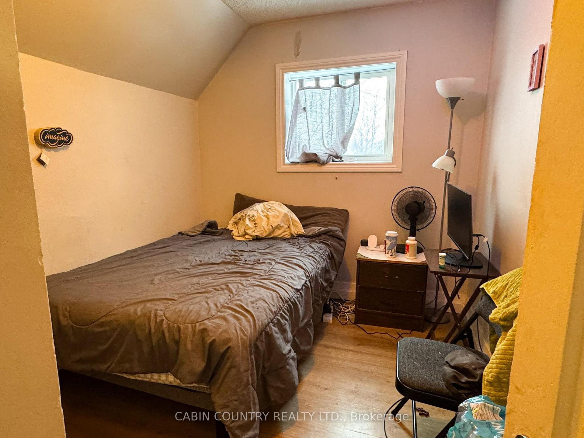 Photo 16 of 613 Park Street, Kenora, Central — HOMEH