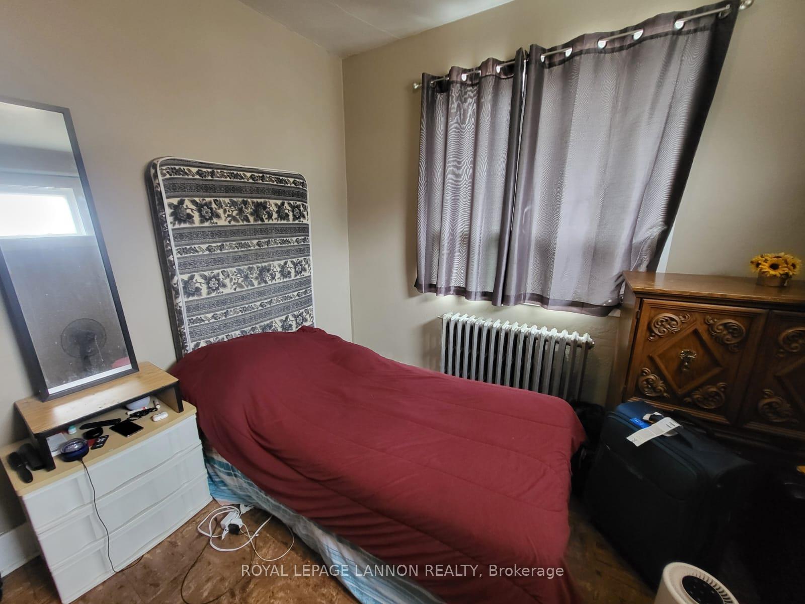 Photo 17 of 98 Banning Street, Thunder Bay, Court / Cumberland — HOMEH