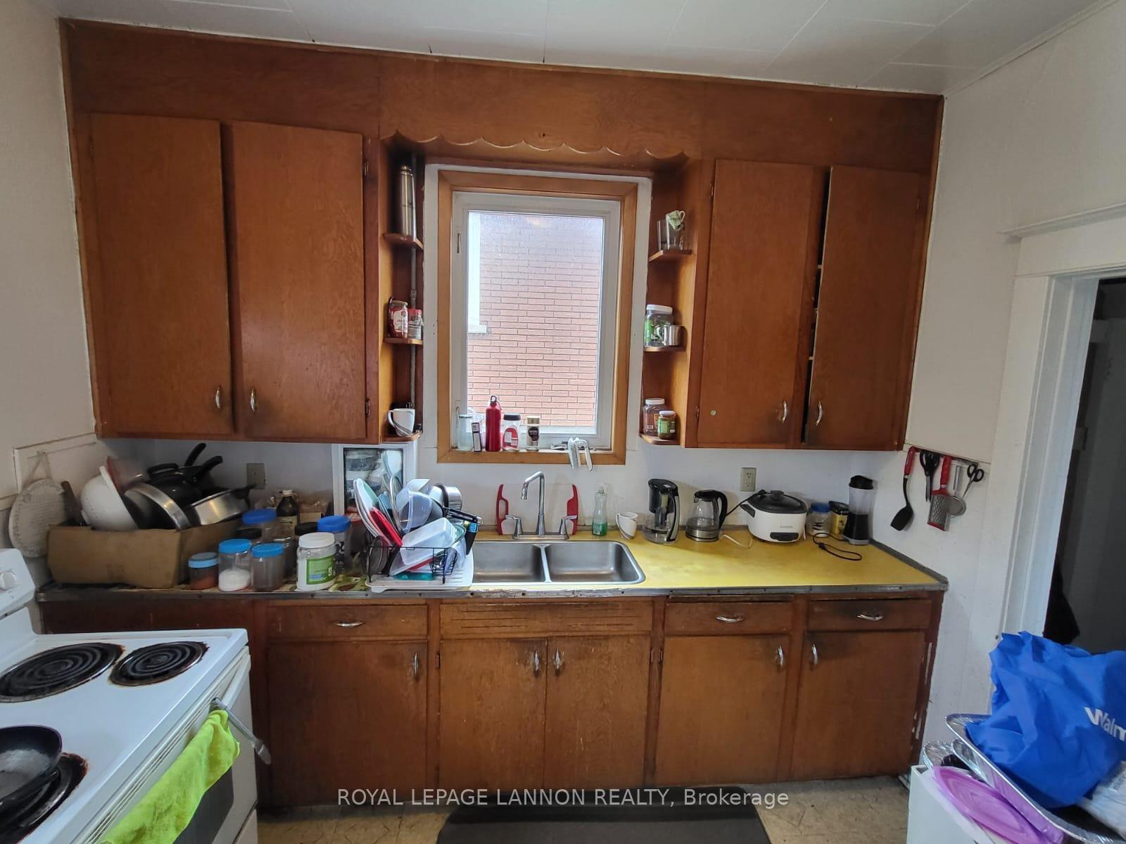 Photo 19 of 98 Banning Street, Thunder Bay, Court / Cumberland — HOMEH