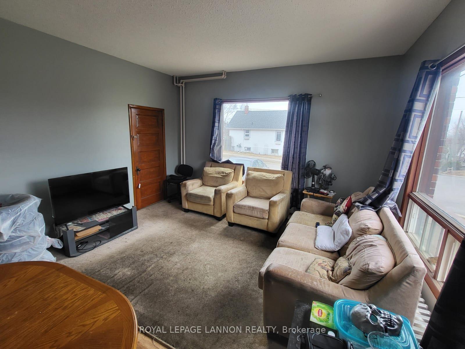 Photo 20 of 98 Banning Street, Thunder Bay, Court / Cumberland — HOMEH