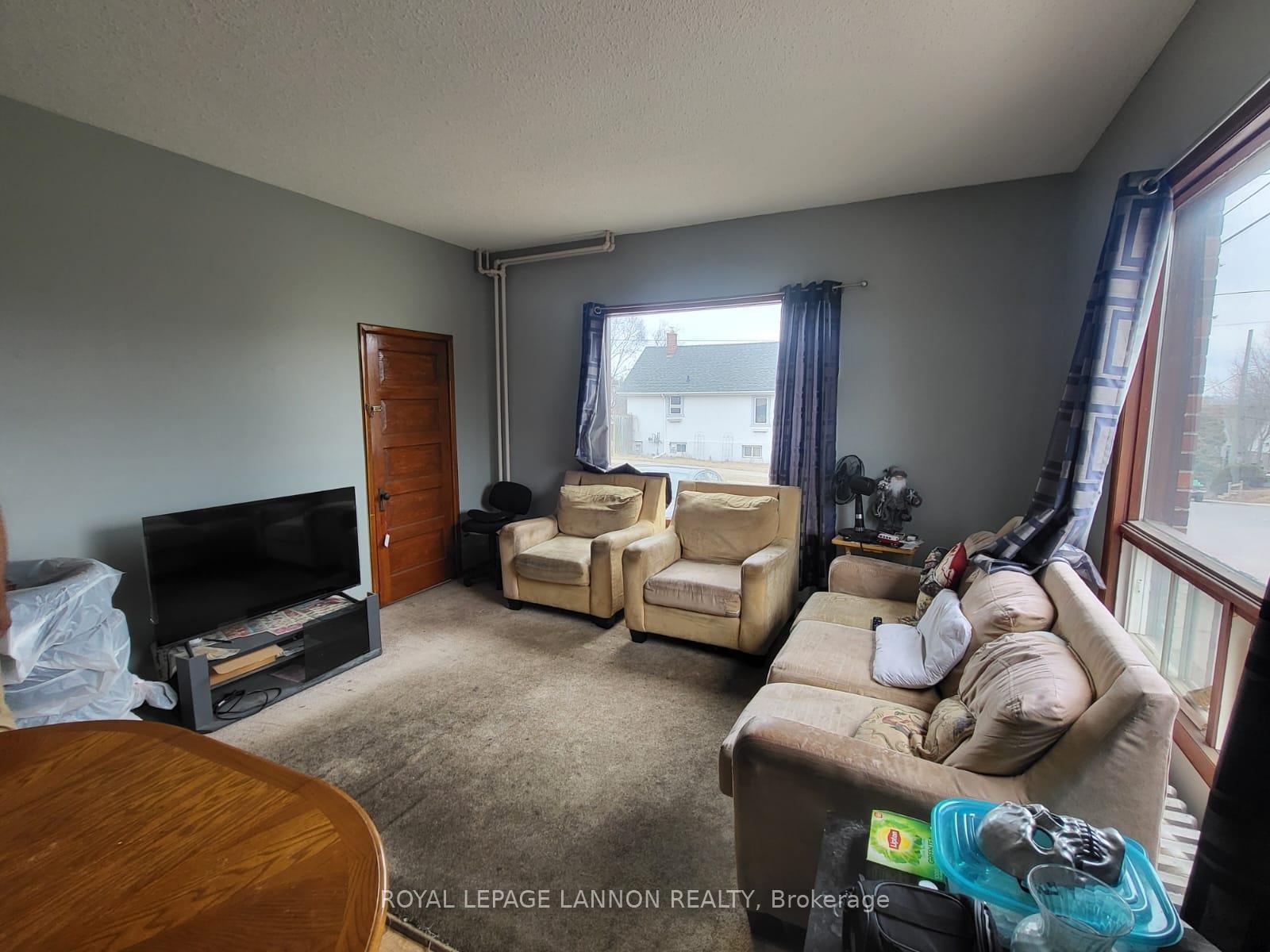 Photo 21 of 98 Banning Street, Thunder Bay, Court / Cumberland — HOMEH
