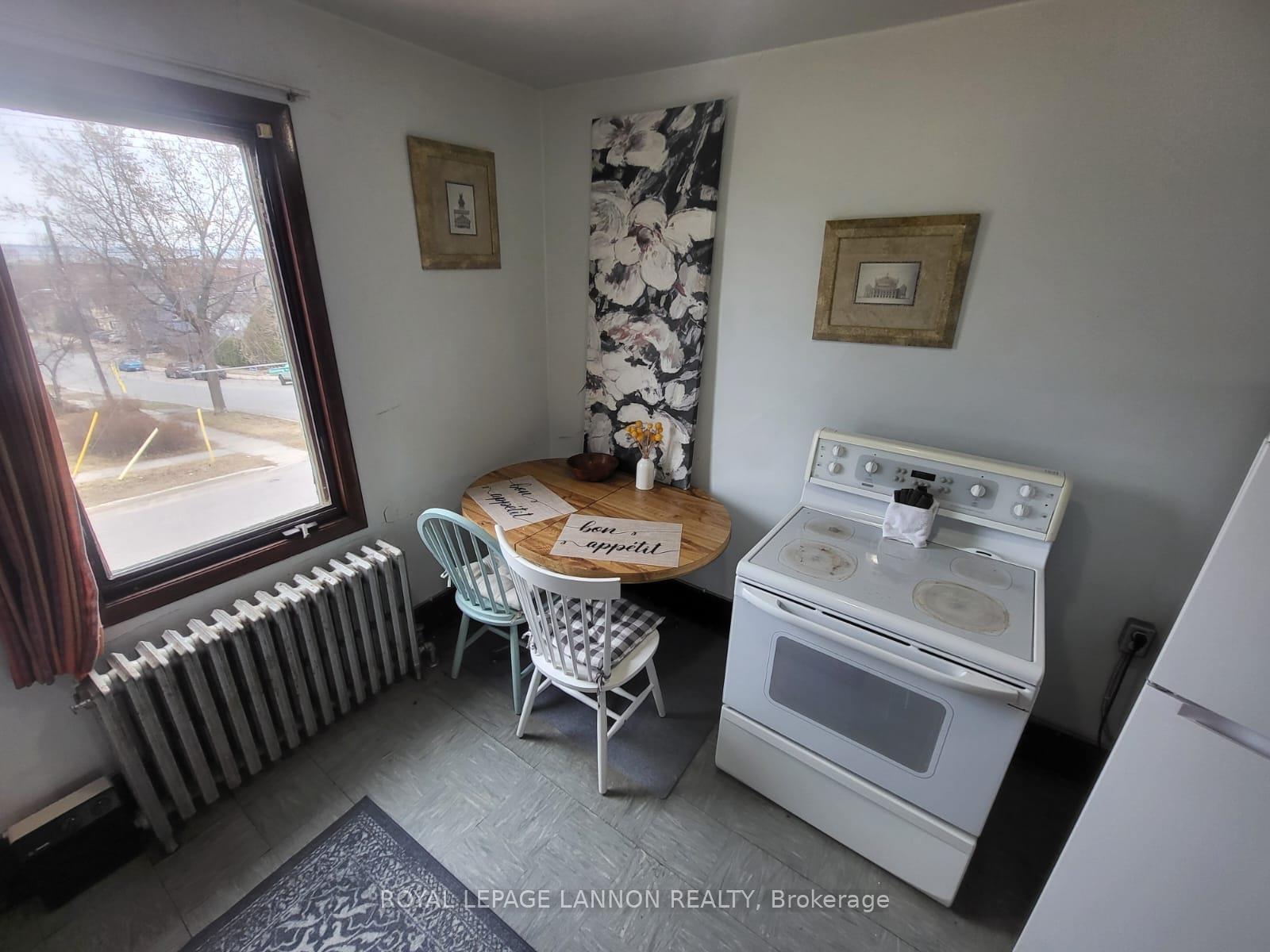Photo 26 of 98 Banning Street, Thunder Bay, Court / Cumberland — HOMEH